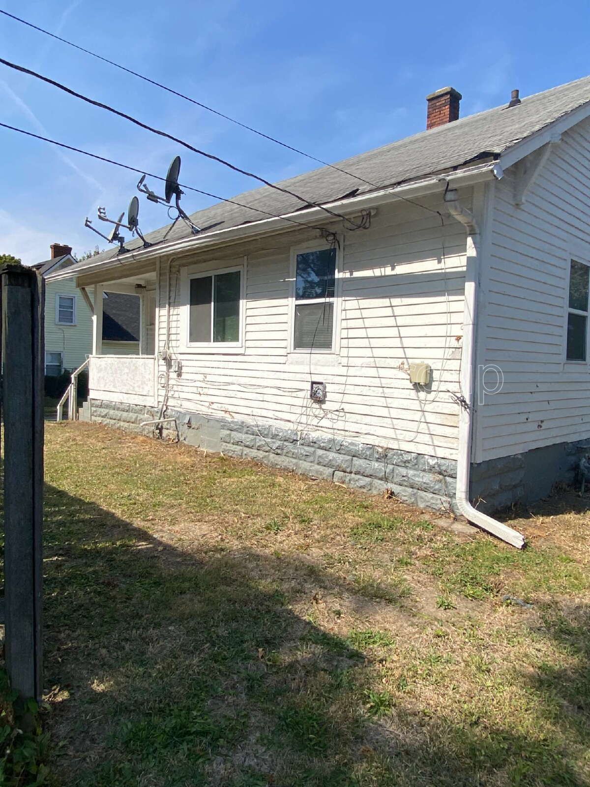 2-Bed Oasis with Spacious Living on Brookside Parkway, Indianapolis! property image