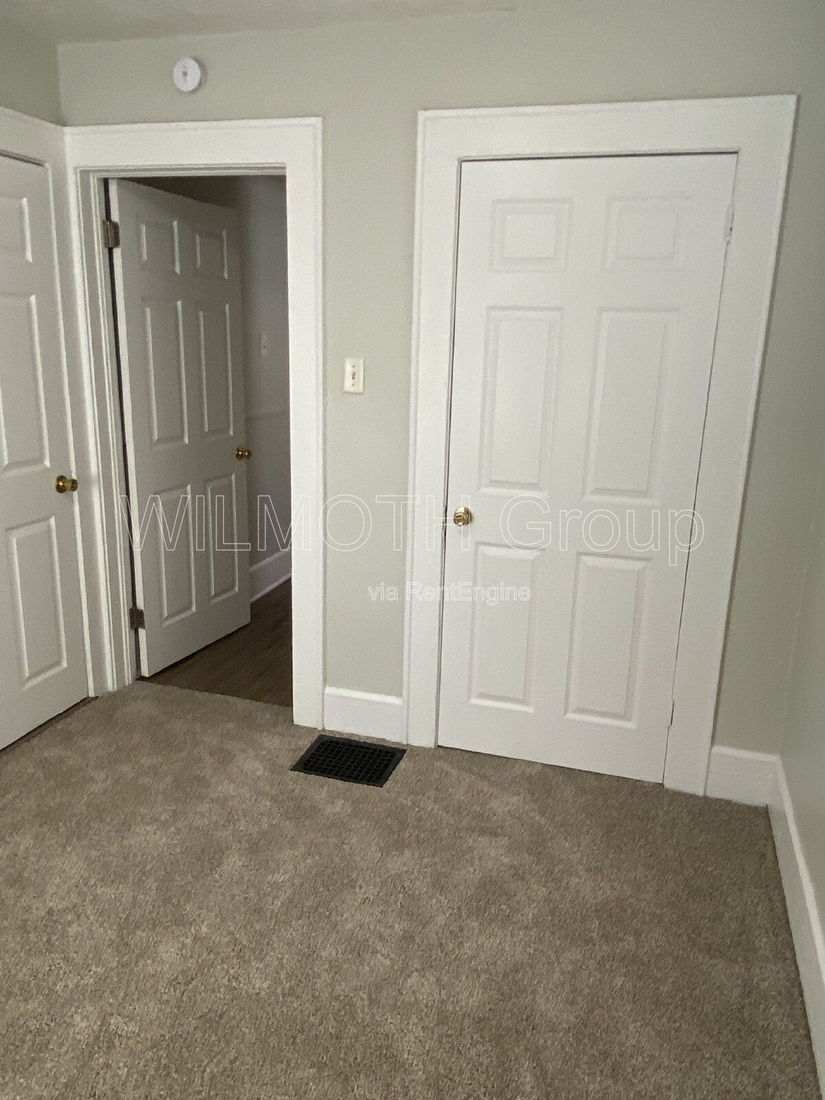 2-Bed Oasis with Spacious Living on Brookside Parkway, Indianapolis! property image