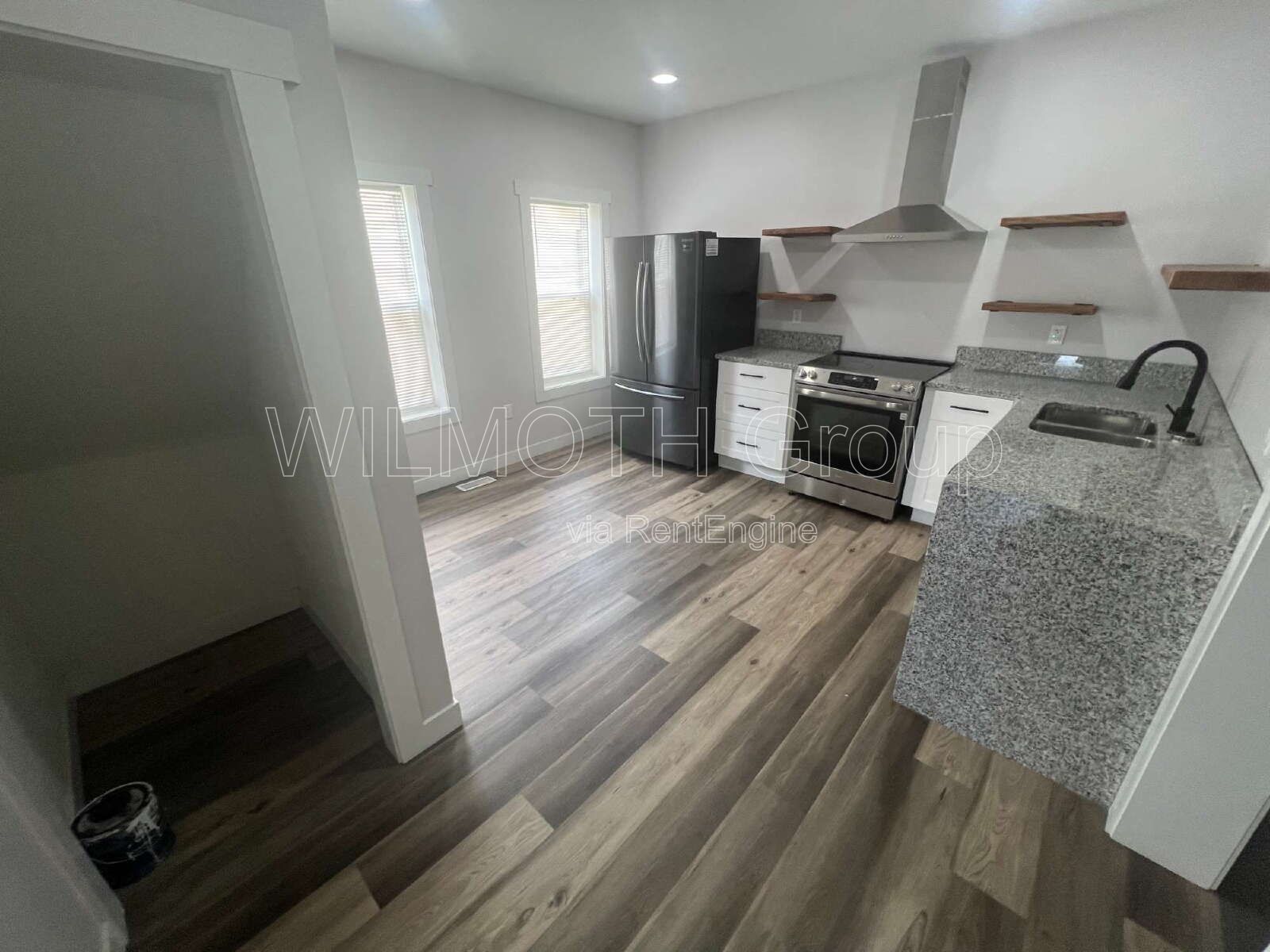 2-Bedroom Retreat on Iowa Street - Your Cozy 1176 Sq Ft Haven in Indianapolis! property image