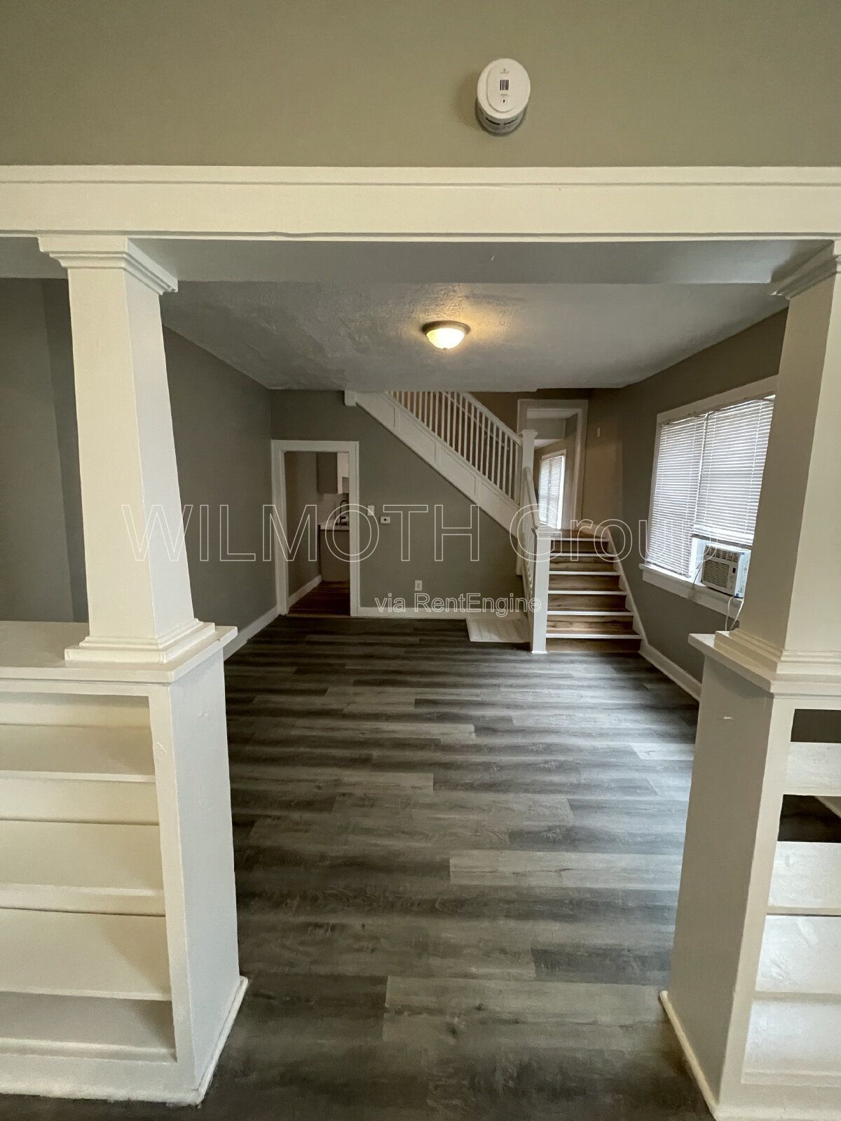 3-Bed Duplex Retreat on North Tuxedo Street, Indianapolis – Spacious 1256 Sq Ft Living! property image