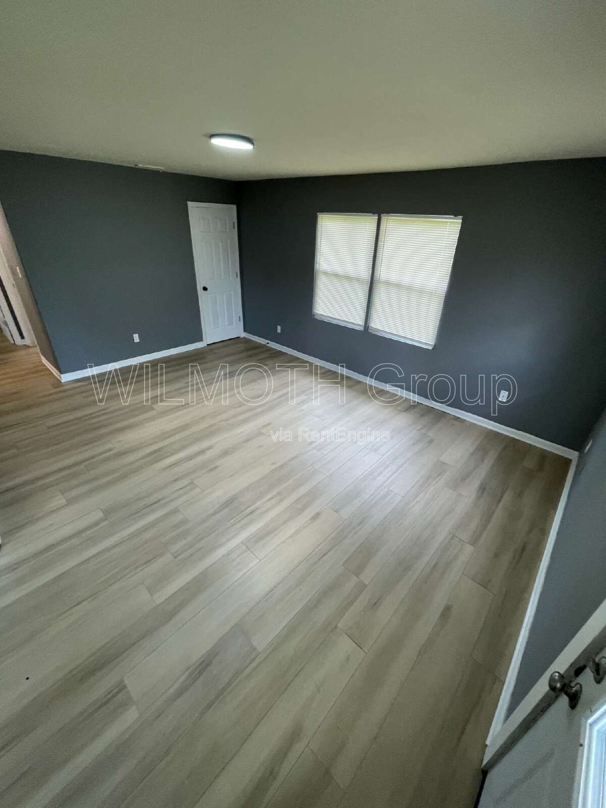 2-Bed Duplex in Indy – Cozy Living on Admiral Drive! property image