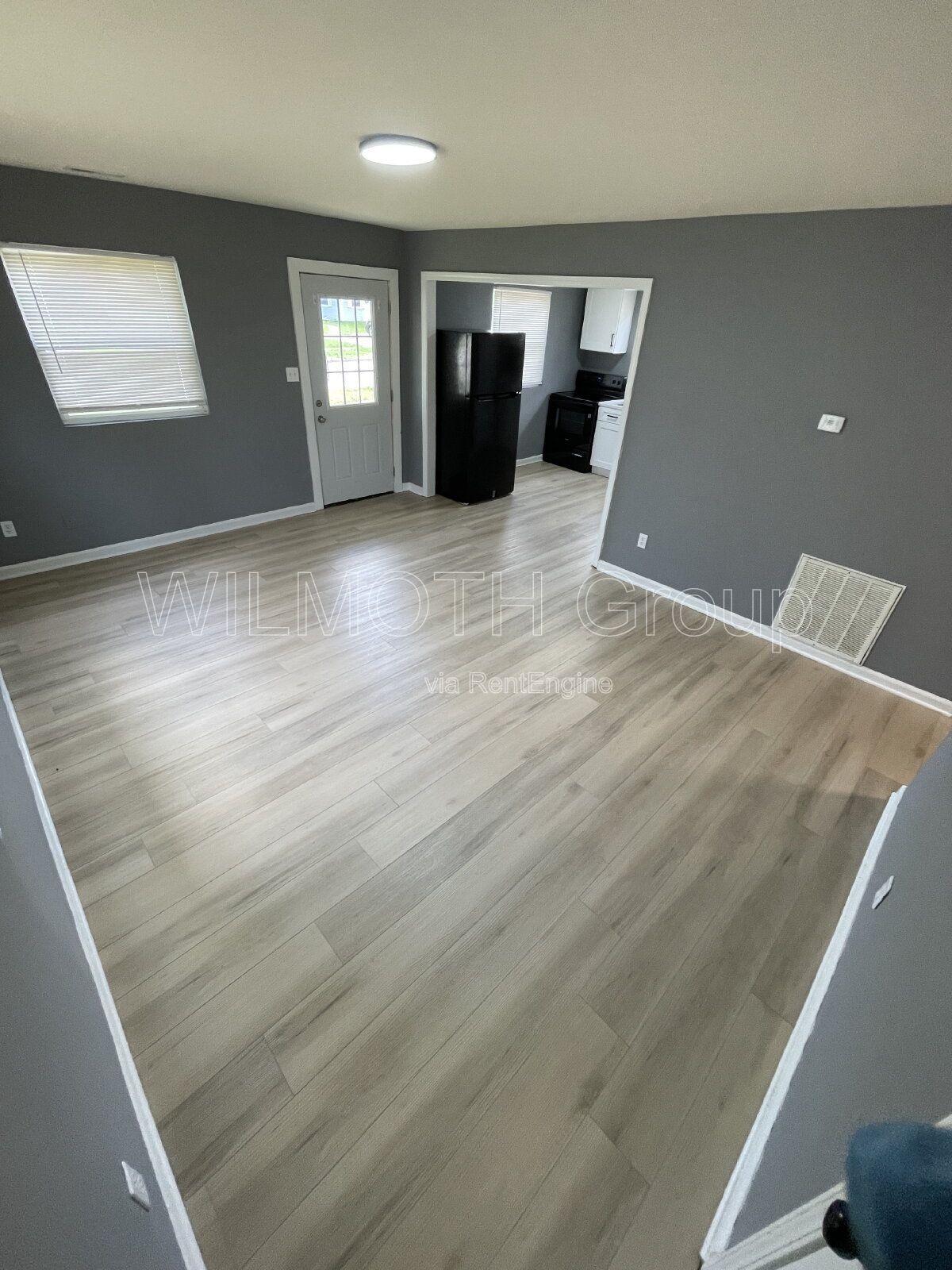 2-Bed Duplex in Indy – Cozy Living on Admiral Drive! property image