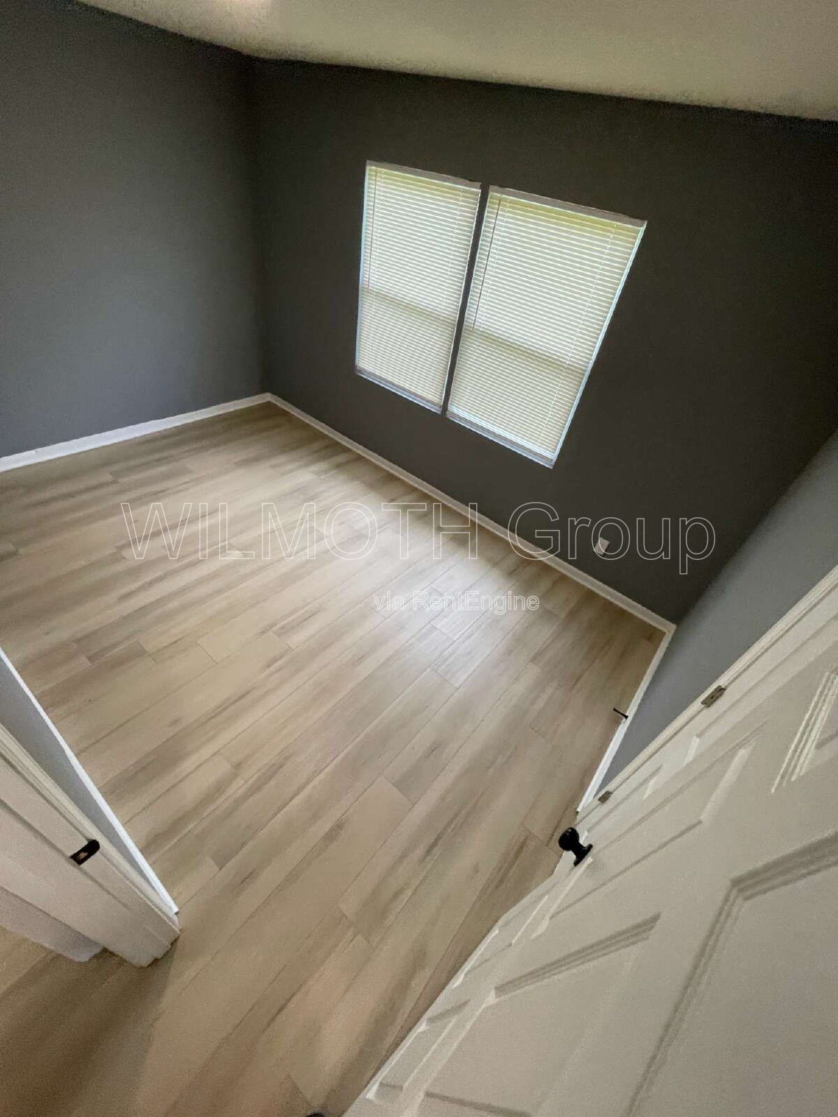 2-Bed Duplex in Indy – Cozy Living on Admiral Drive! property image