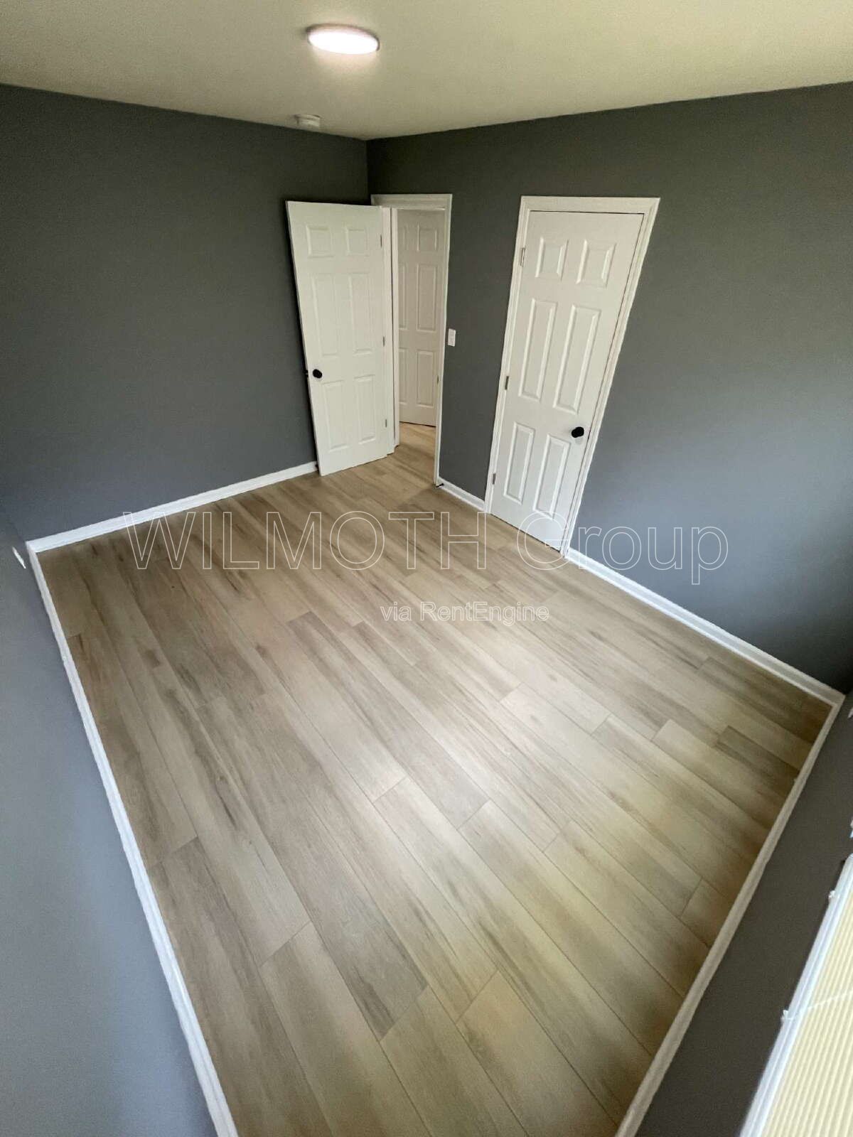 2-Bed Duplex in Indy – Cozy Living on Admiral Drive! property image