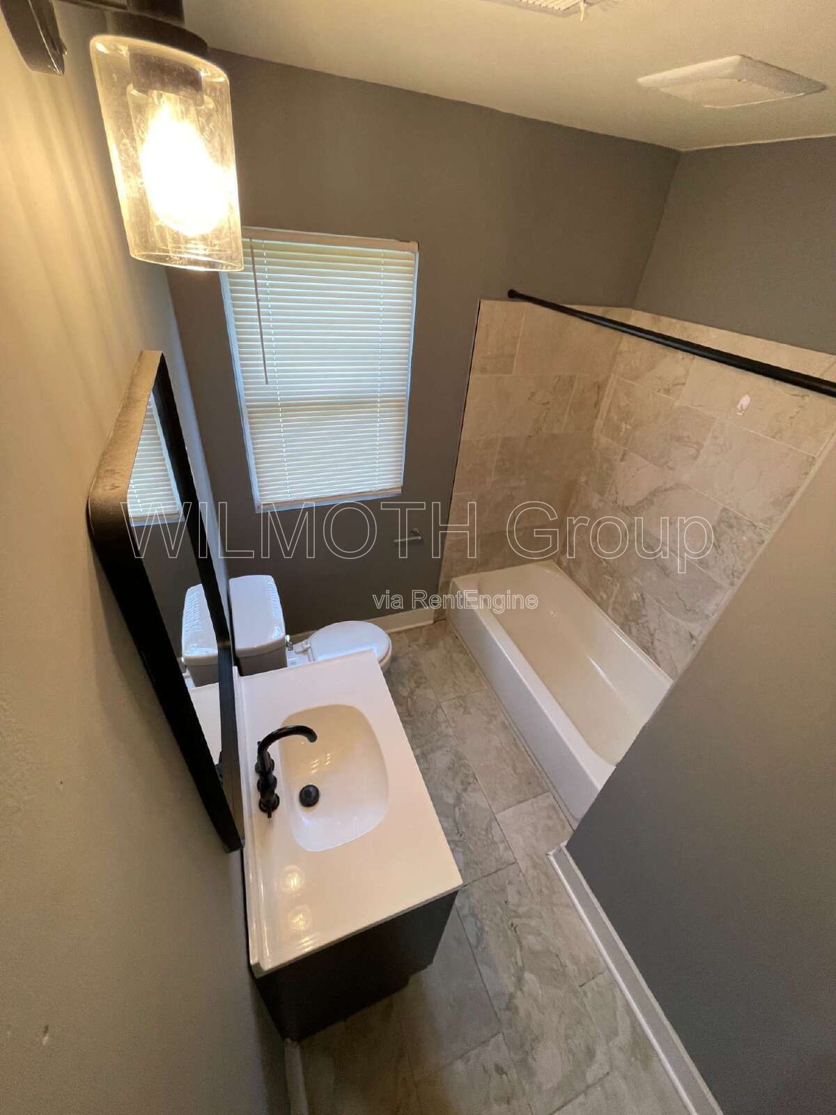 2-Bed Duplex in Indy – Cozy Living on Admiral Drive! property image