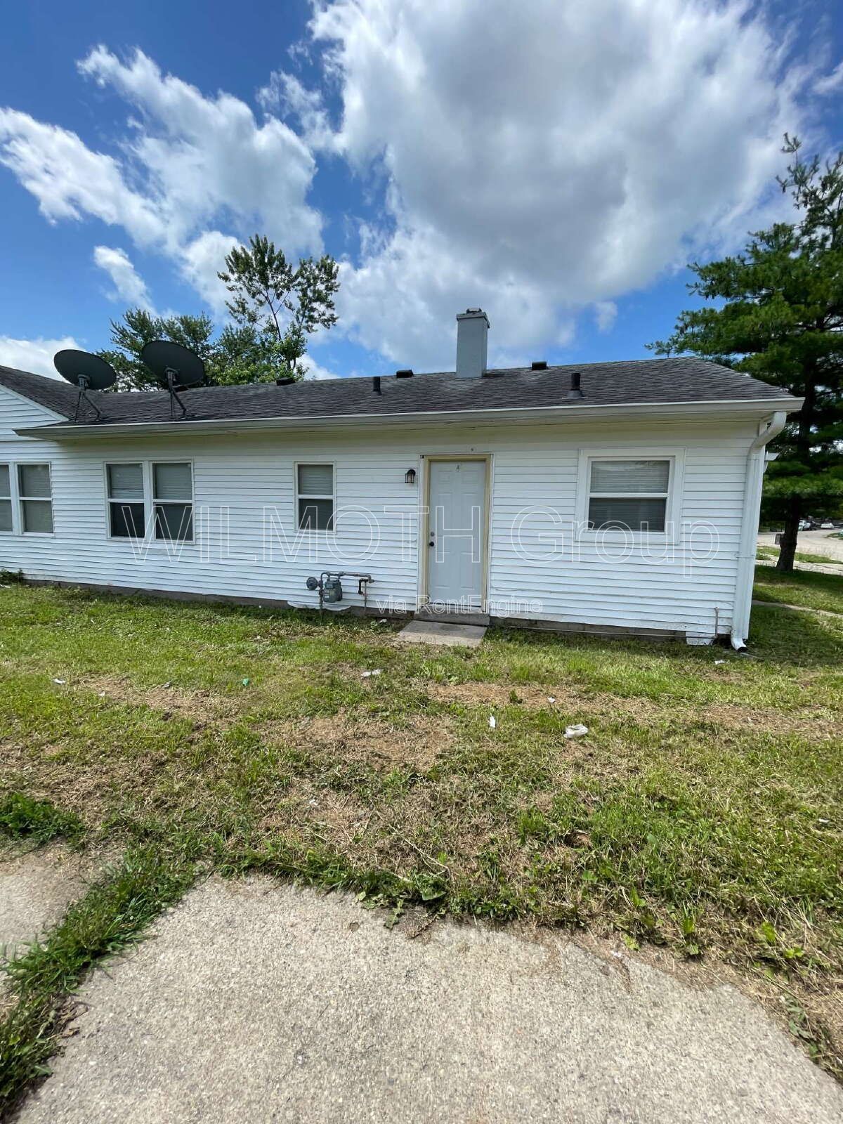 2-Bed Duplex in Indy – Cozy Living on Admiral Drive! property image