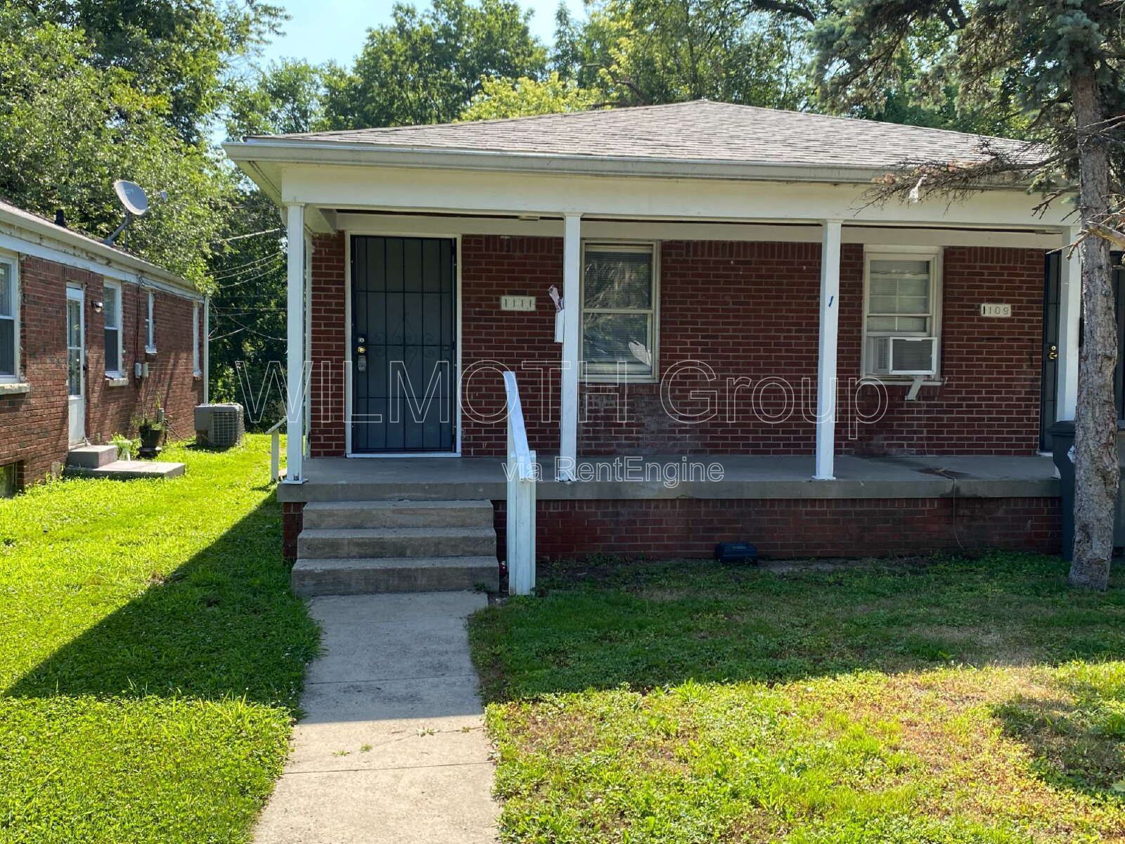 1-Bedroom Retreat with Gleaming Hardwood Floors on Medford Avenue! property image