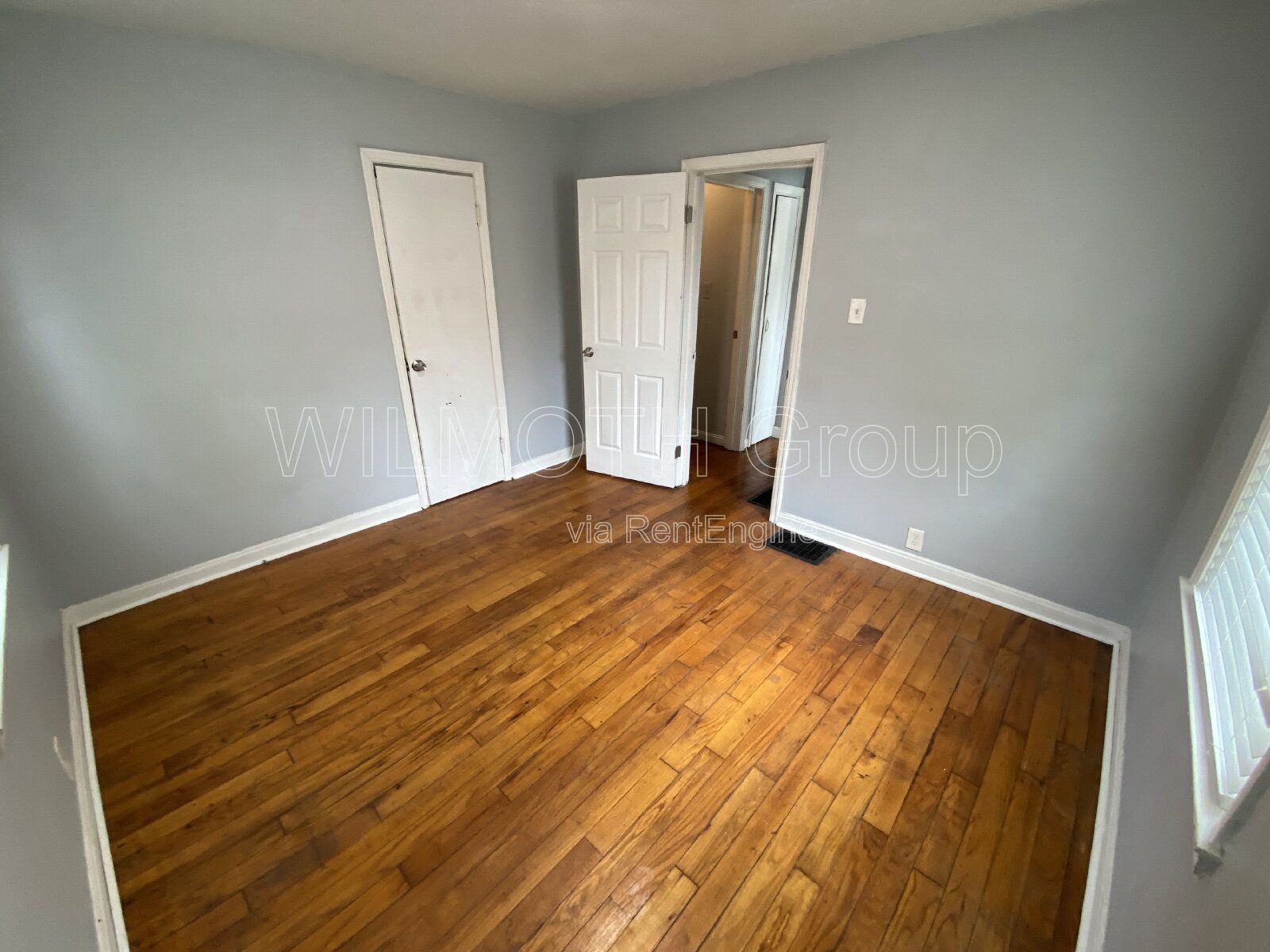 3-Bed Home with Gleaming Hardwood Floors at 607 North Tibbs Avenue! property image