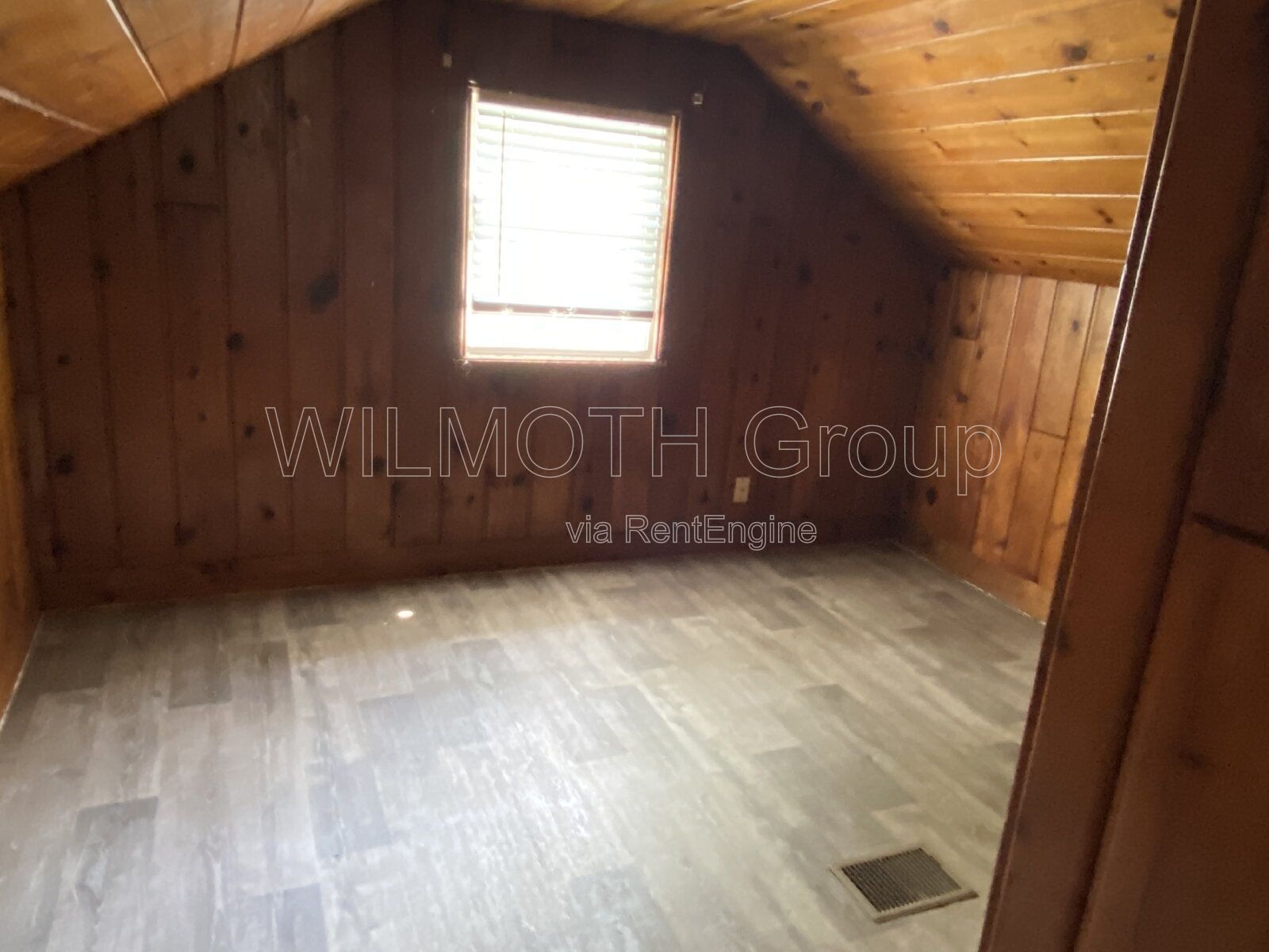 3-Bed Home with Gleaming Hardwood Floors at 607 North Tibbs Avenue! property image