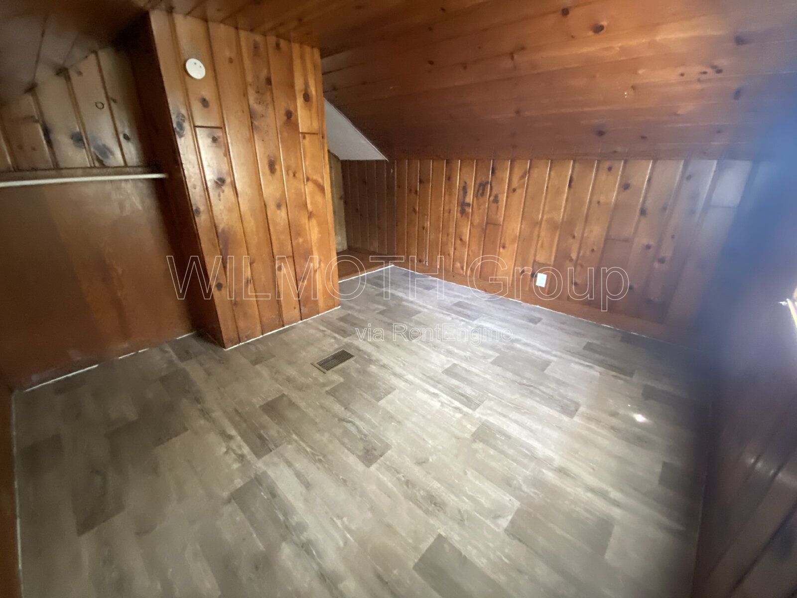 3-Bed Home with Gleaming Hardwood Floors at 607 North Tibbs Avenue! property image