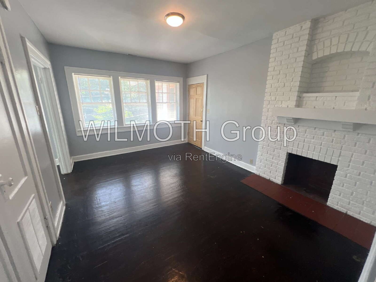 2-Bed Oasis with Gleaming Hardwood Floors at 634 East 37th Street, Indianapolis! property image