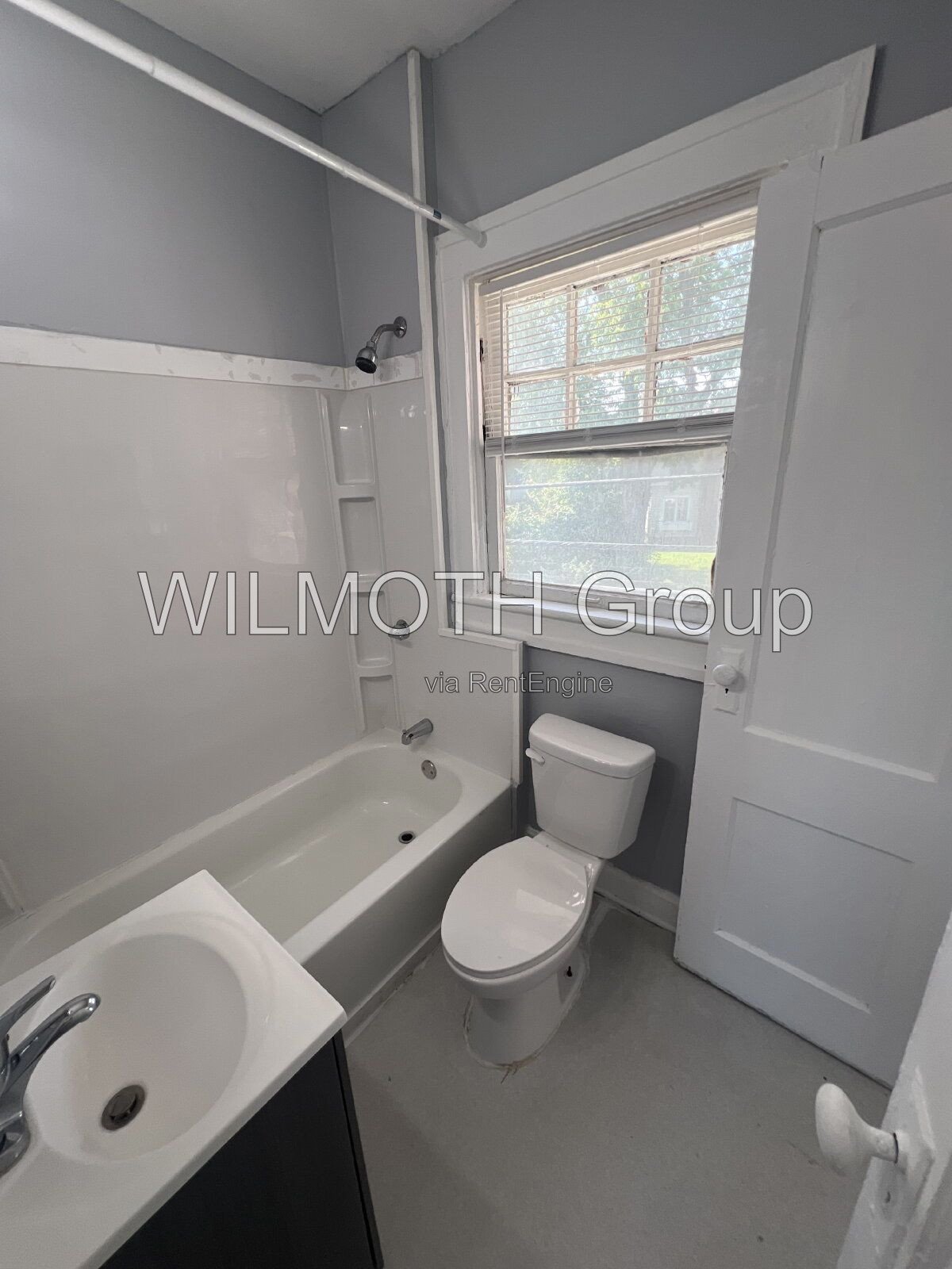 2-Bed Oasis with Gleaming Hardwood Floors at 634 East 37th Street, Indianapolis! property image