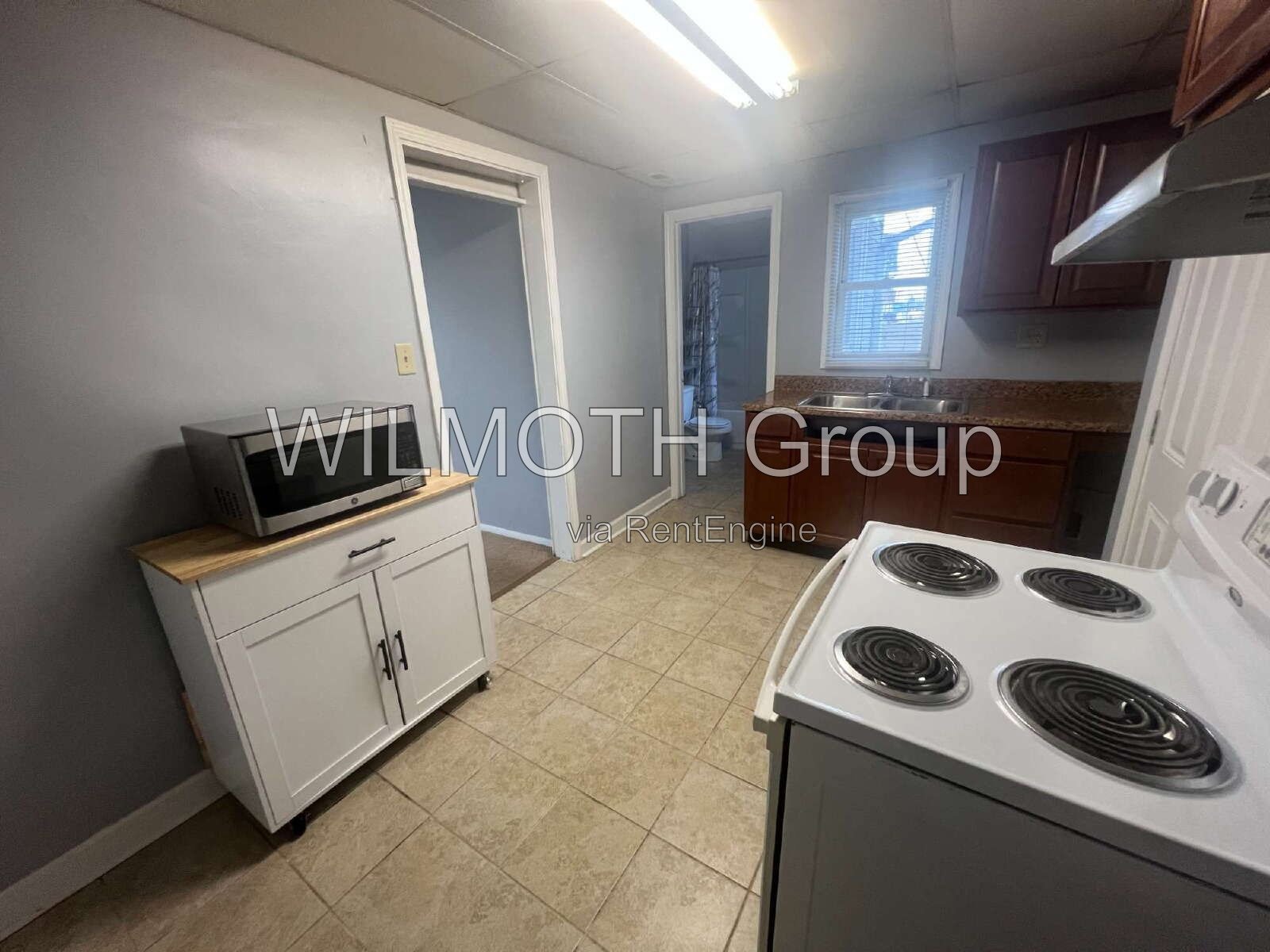 1-Bedroom Retreat in Indianapolis - 800 Sq Ft of Comfort on Broadway Street! property image