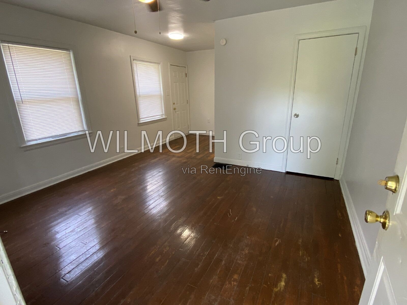 1-Bedroom Retreat with Gleaming Hardwood Floors at 623 North Tibbs Avenue! property image