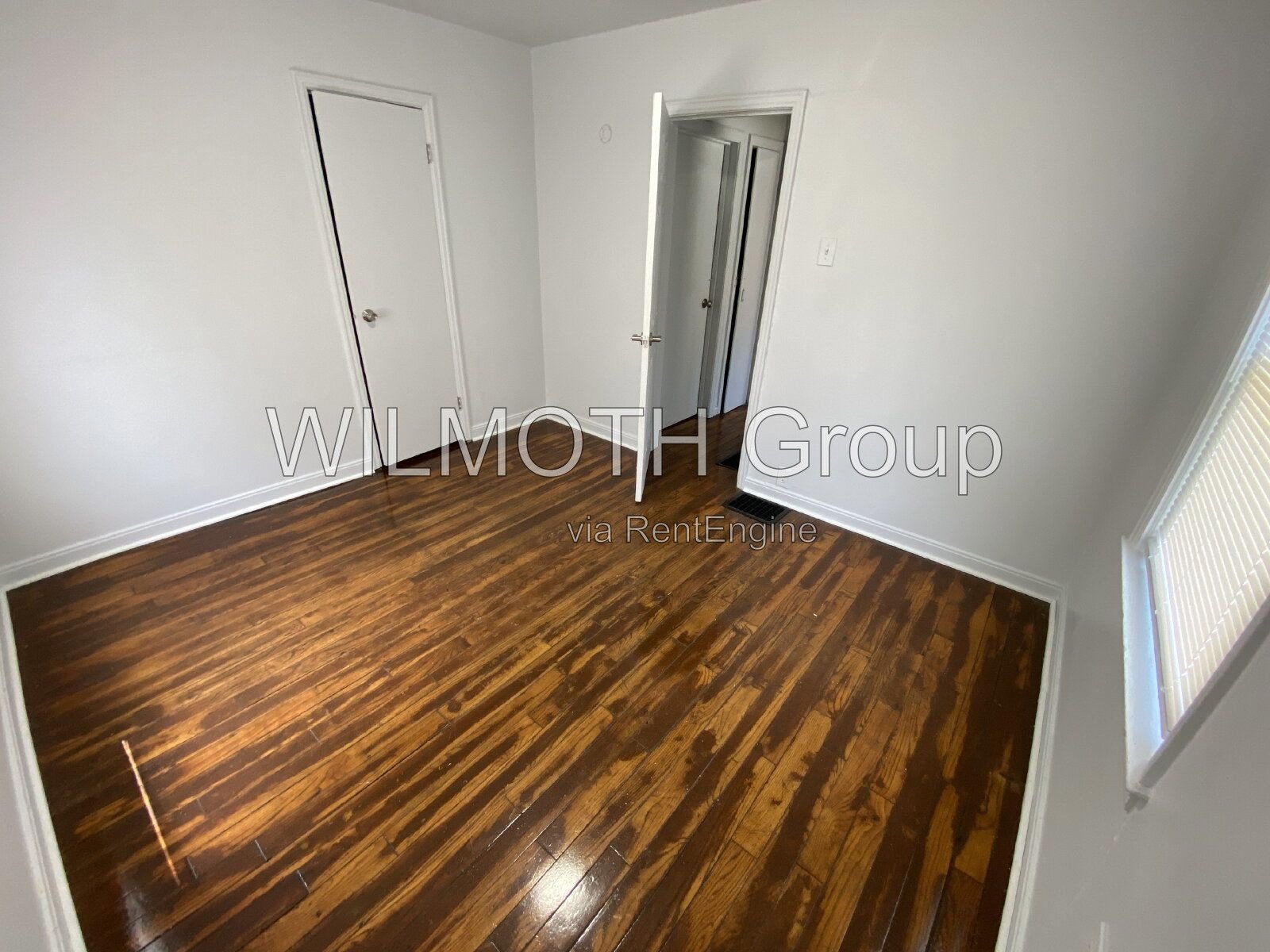 1-Bedroom Retreat with Gleaming Hardwood Floors at 623 North Tibbs Avenue! property image
