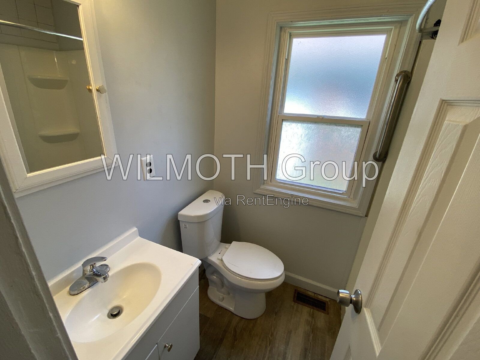 1-Bedroom Retreat with Gleaming Hardwood Floors at 623 North Tibbs Avenue! property image
