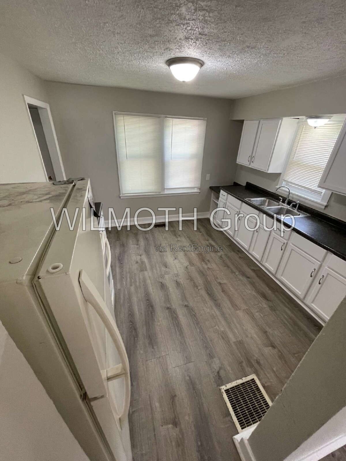 3-Bedroom Gem in Indianapolis – Cozy Living with 1008 Sq. Ft.! property image