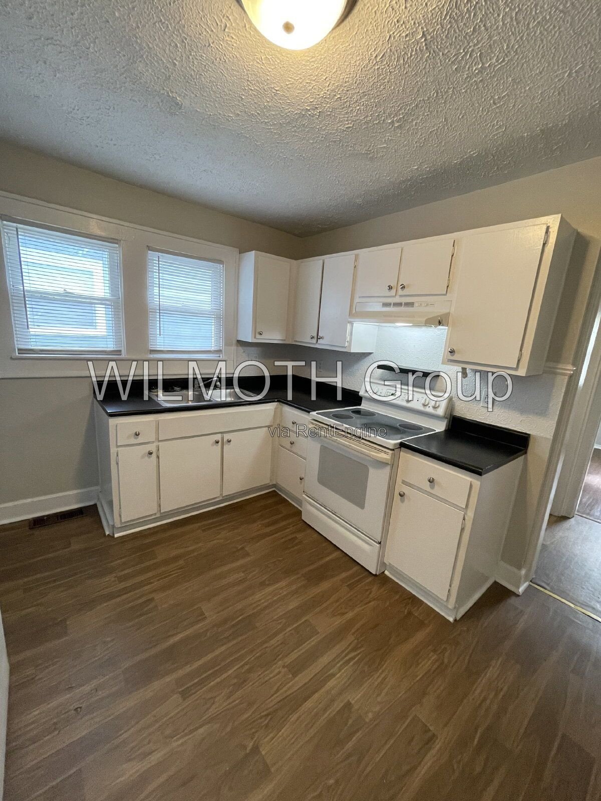 1-Bedroom Retreat with Gleaming Hardwood Floors in Indianapolis! property image