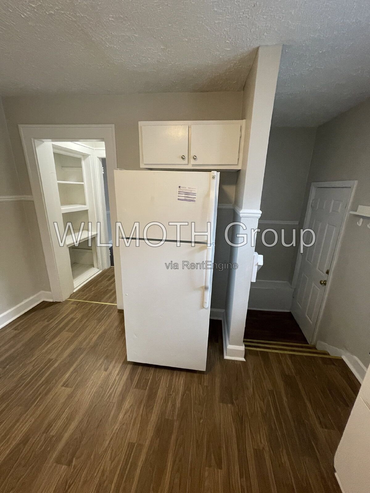 1-Bedroom Retreat with Gleaming Hardwood Floors in Indianapolis! property image