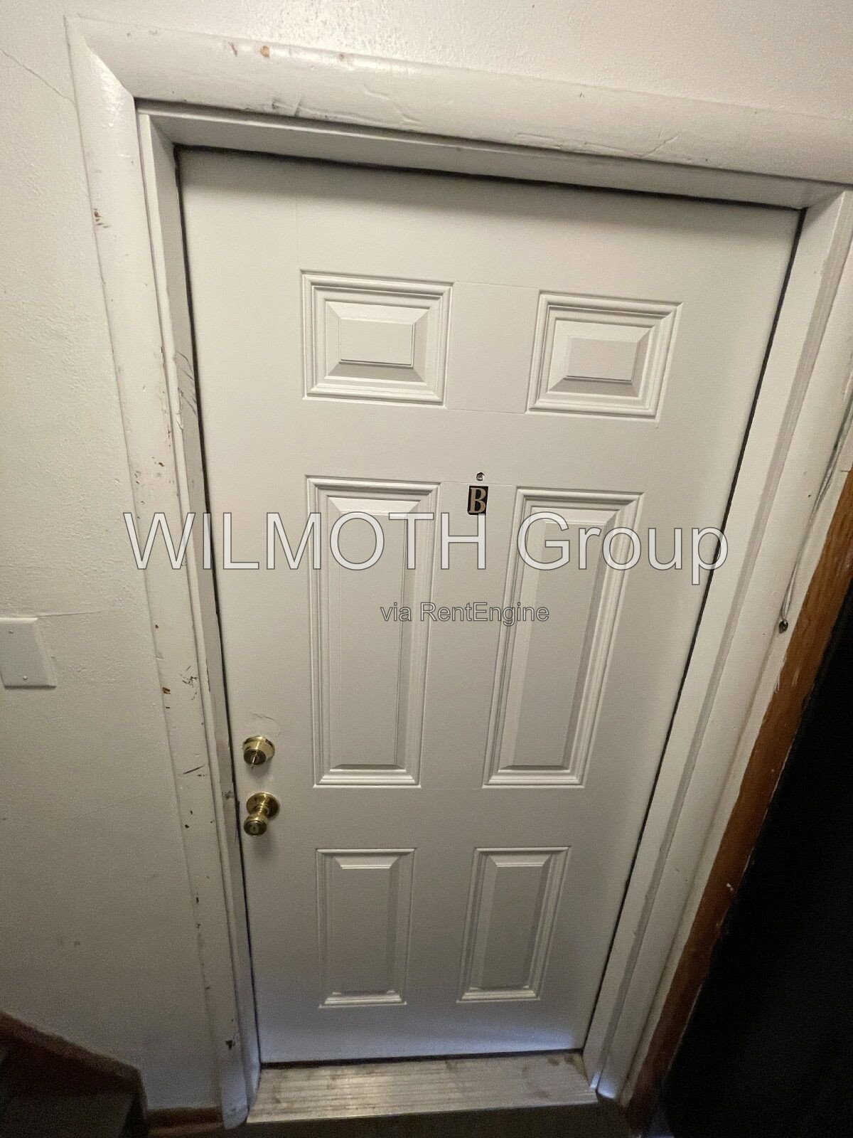 1-Bed Retreat in Greenfield – Cozy Living at 113 West 5th Street! property image