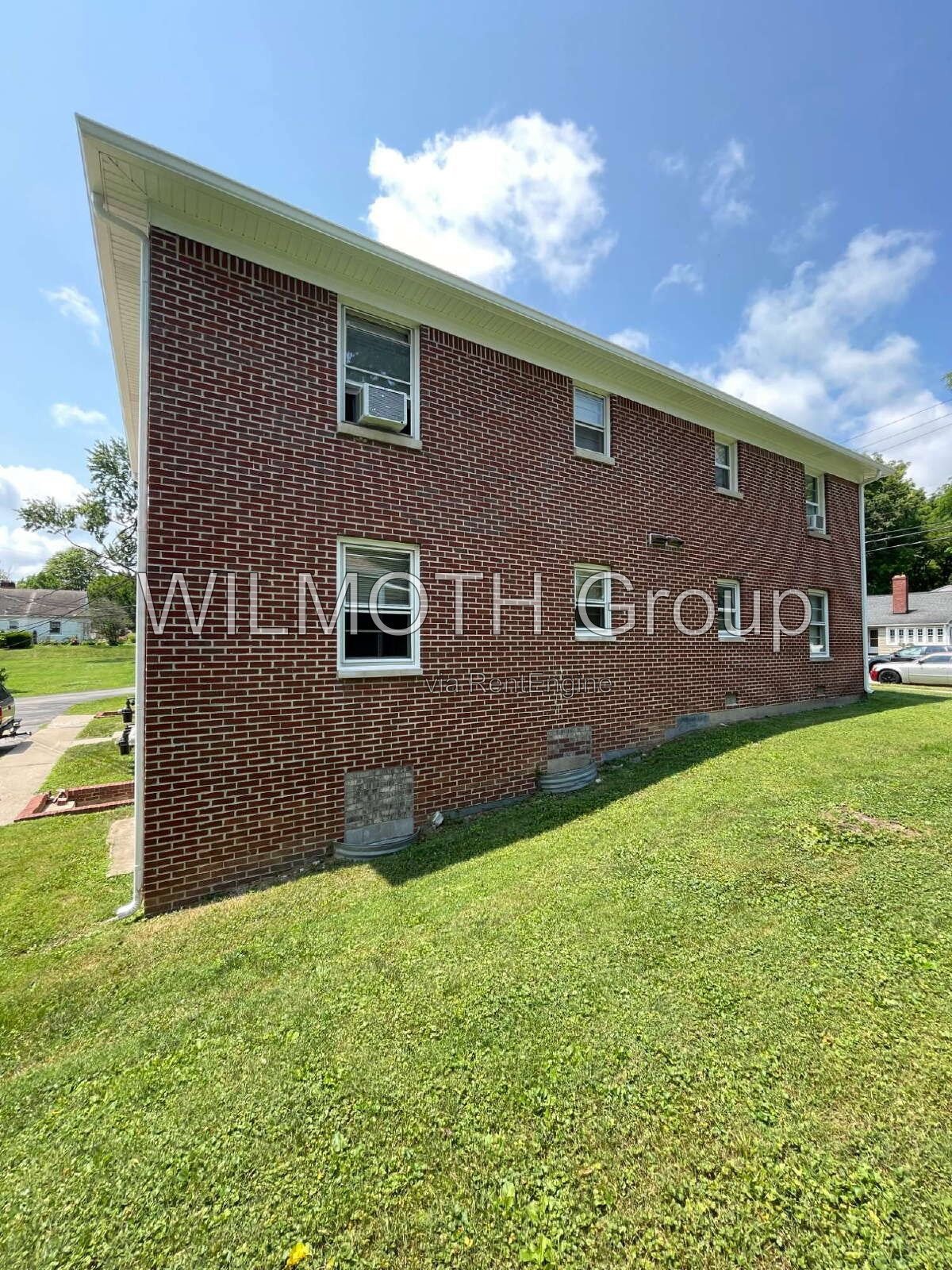 1-Bed Retreat in Greenfield – Cozy Living at 113 West 5th Street! property image