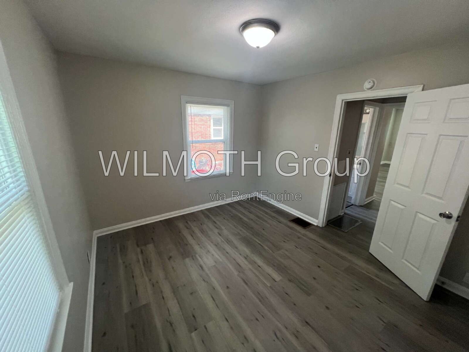 1-Bedroom Retreat in Indianapolis – Cozy Living Awaits at 614 Moreland Ave! property image
