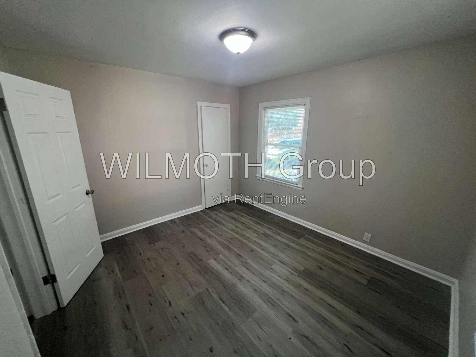 1-Bedroom Retreat in Indianapolis – Cozy Living Awaits at 614 Moreland Ave! property image