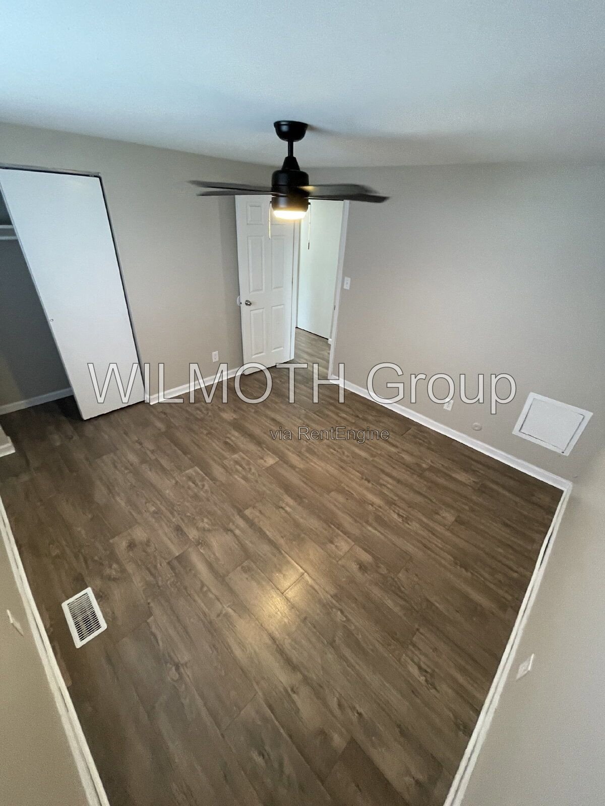 2-Bed Gem on East 49th Street – Perfectly Compact Living in Indianapolis! property image