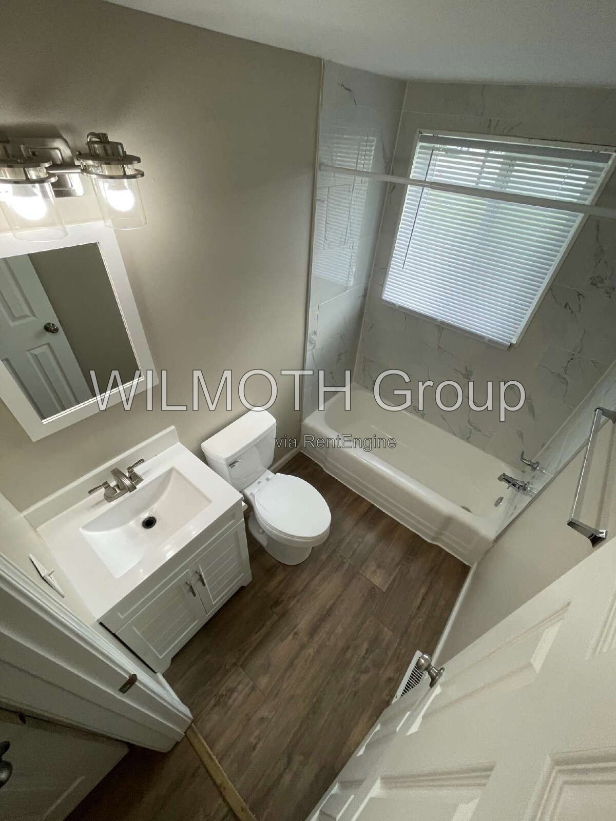 2-Bed Gem on East 49th Street – Perfectly Compact Living in Indianapolis! property image
