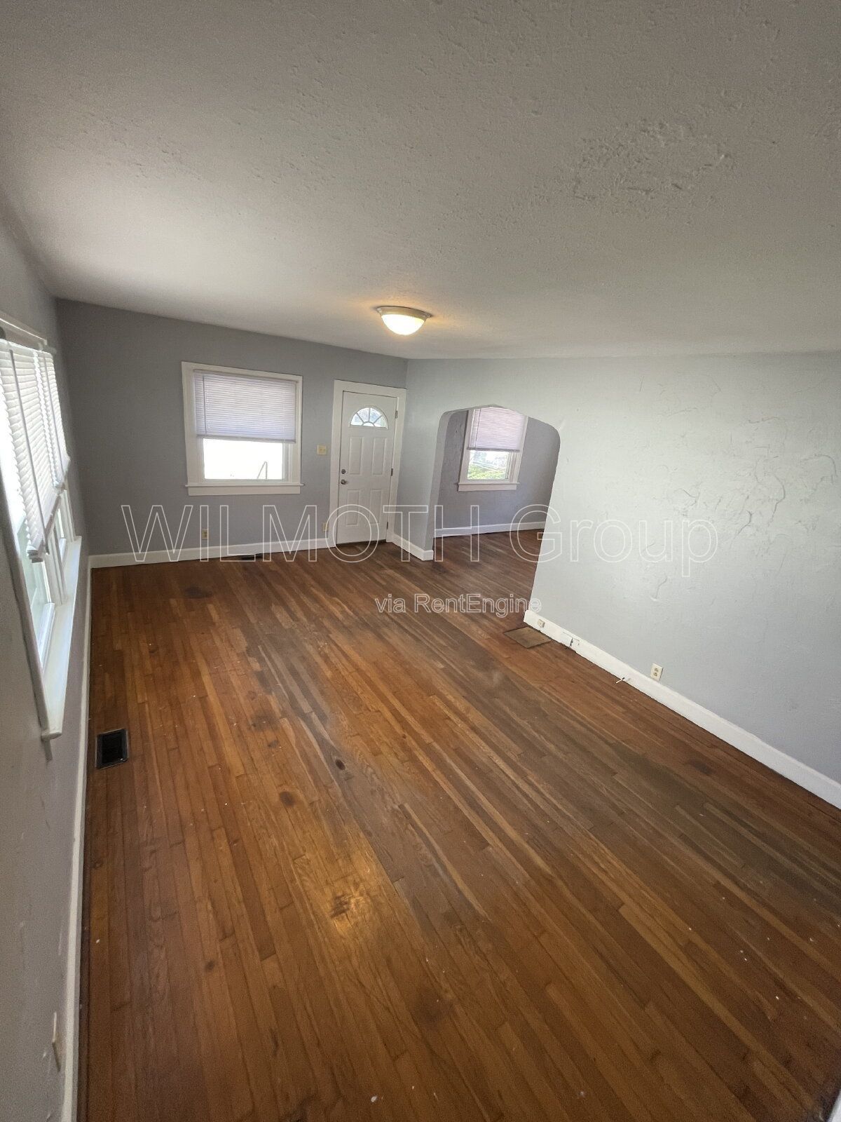 2-Bedroom, 1-Bath Retreat with Gleaming Hardwood Floors at 822 North Emerson Avenue! property image