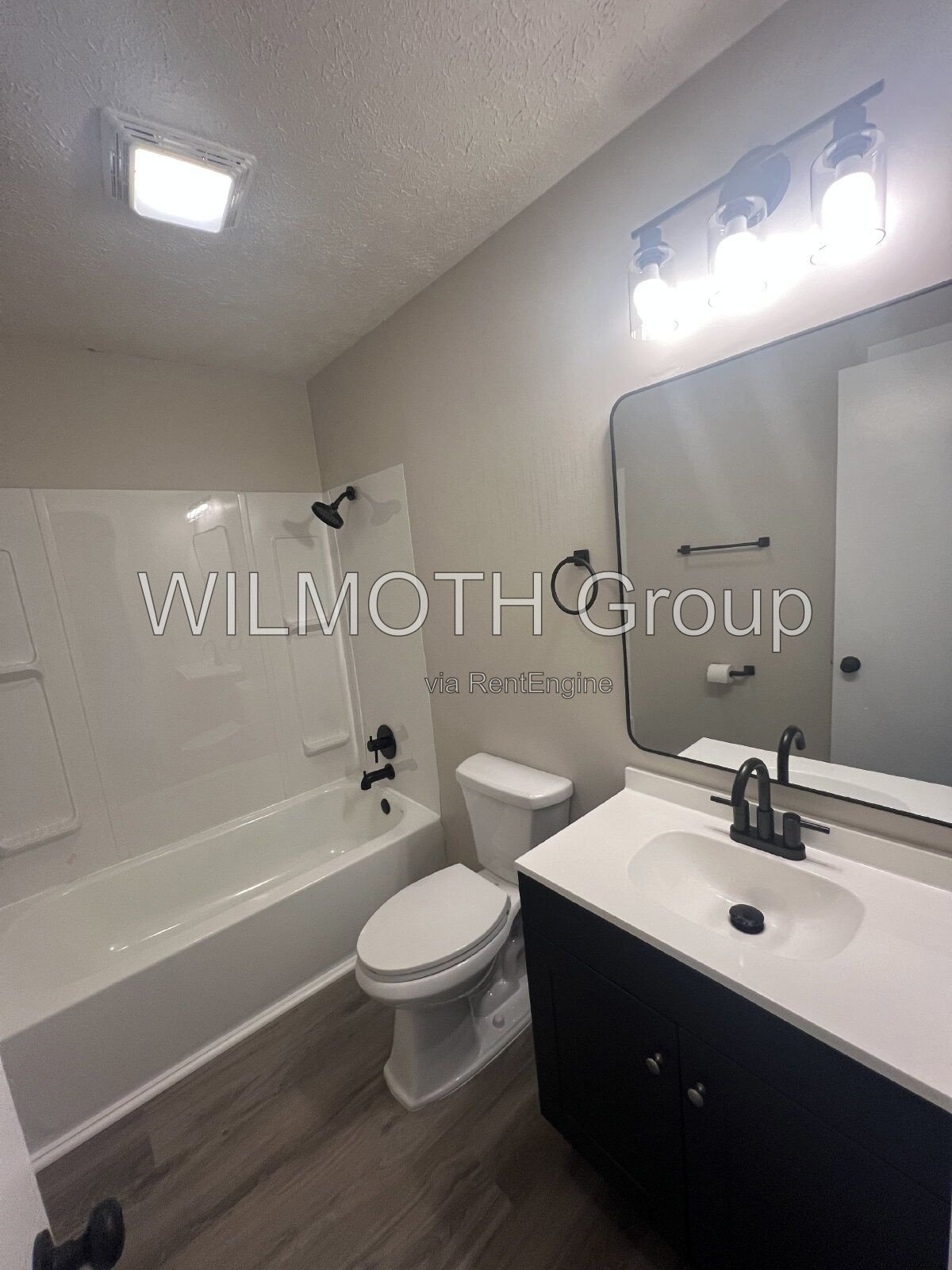 2-Bed Condo Retreat with 952 Sq Ft of Comfort in Shelbyville! property image