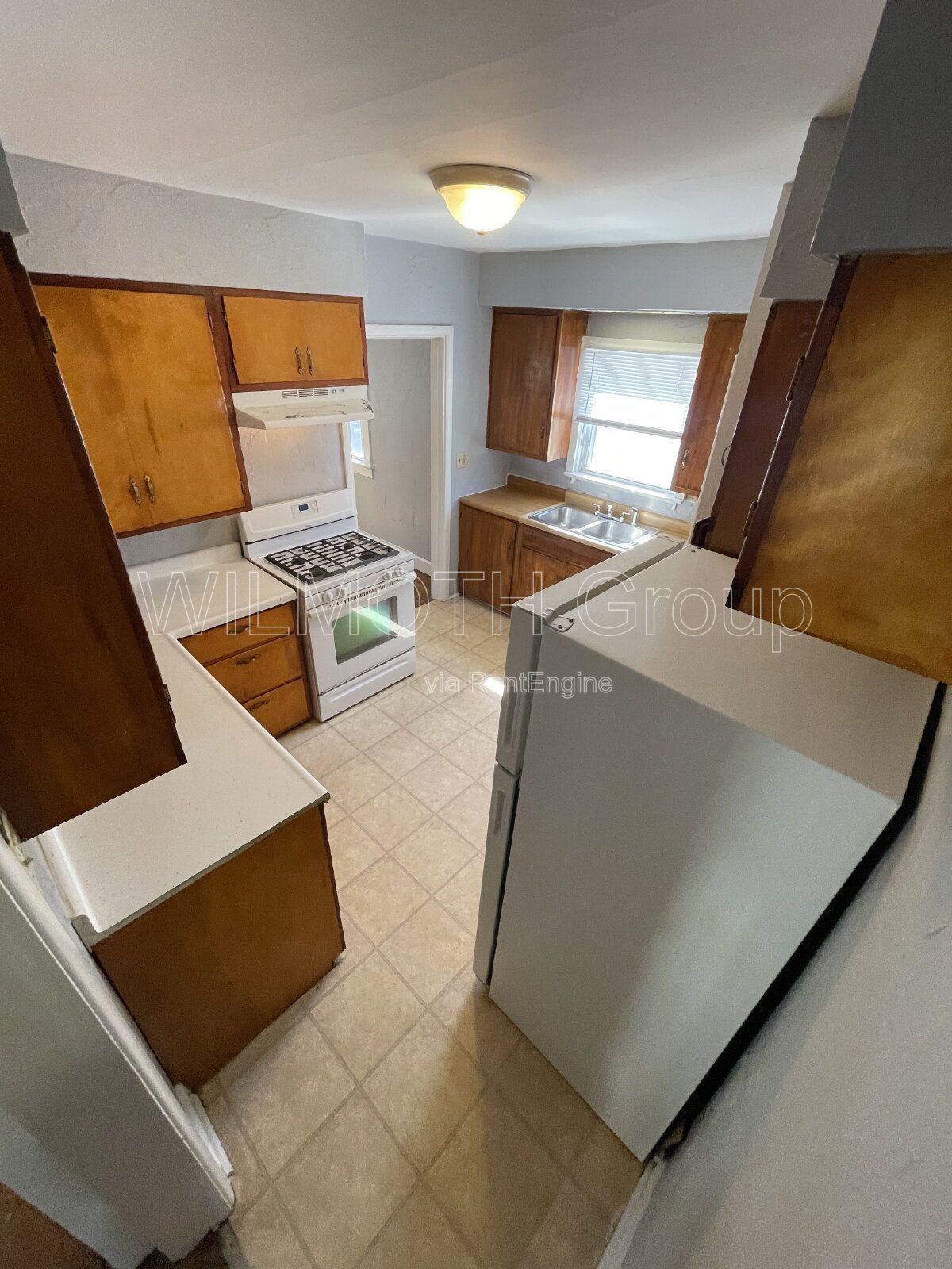2-Bedroom, 1-Bath Retreat with Gleaming Hardwood Floors at 822 North Emerson Avenue! property image