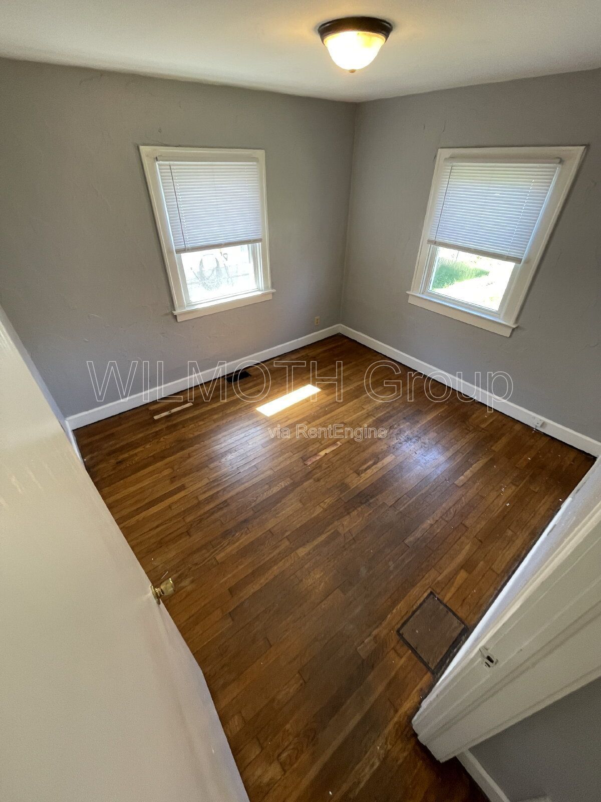 2-Bedroom, 1-Bath Retreat with Gleaming Hardwood Floors at 822 North Emerson Avenue! property image