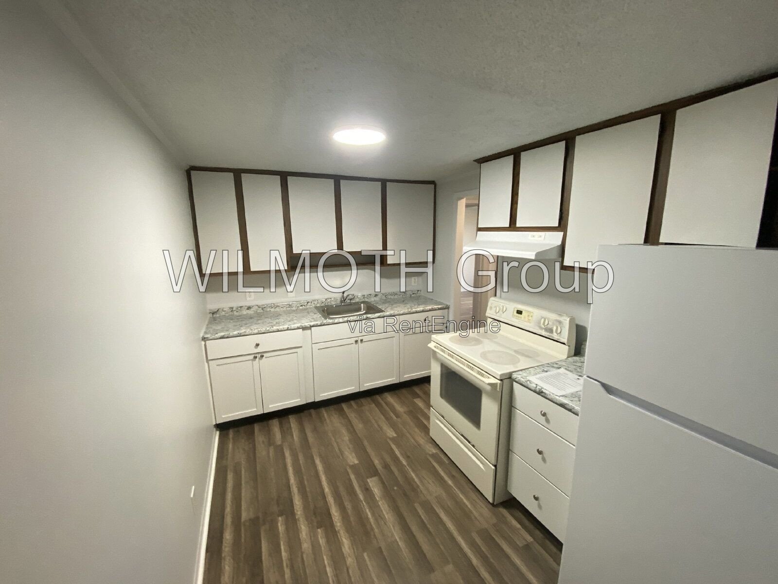 2-Bed Oasis on Indianapolis Road - Perfect Comfort at 875 Sq. Ft! property image