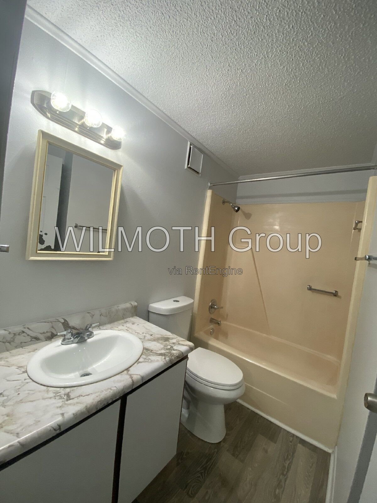 2-Bed Oasis on Indianapolis Road - Perfect Comfort at 875 Sq. Ft! property image