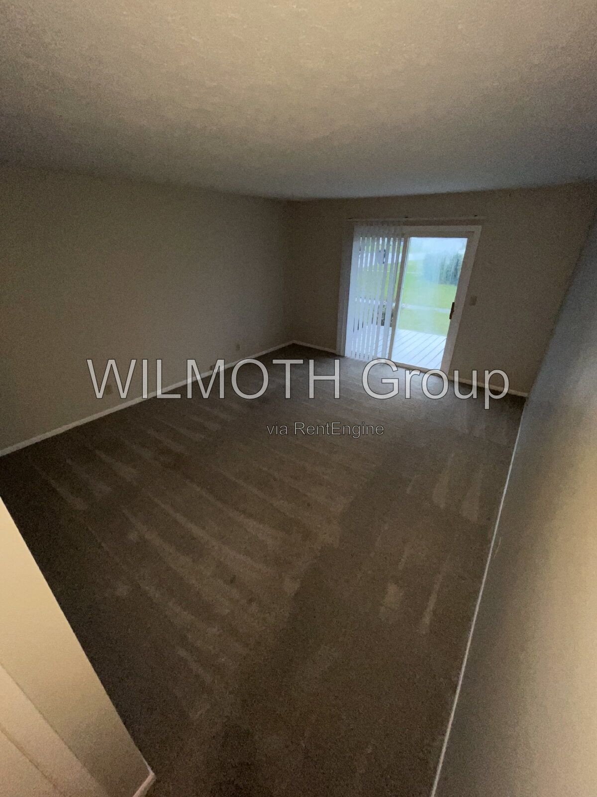 2-Bed Condo with Gleaming Hardwood Floors – 943 West McKay Road, Shelbyville! property image