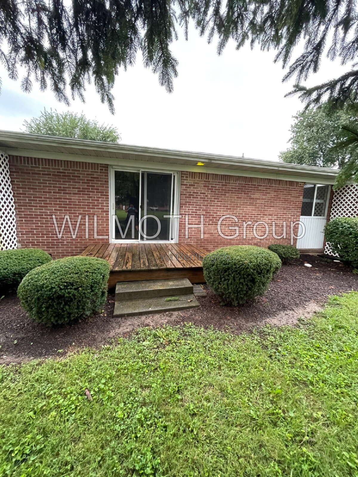 2-Bed Condo Retreat in Shelbyville – Cozy Living Awaits at 959 West McKay Road! property image