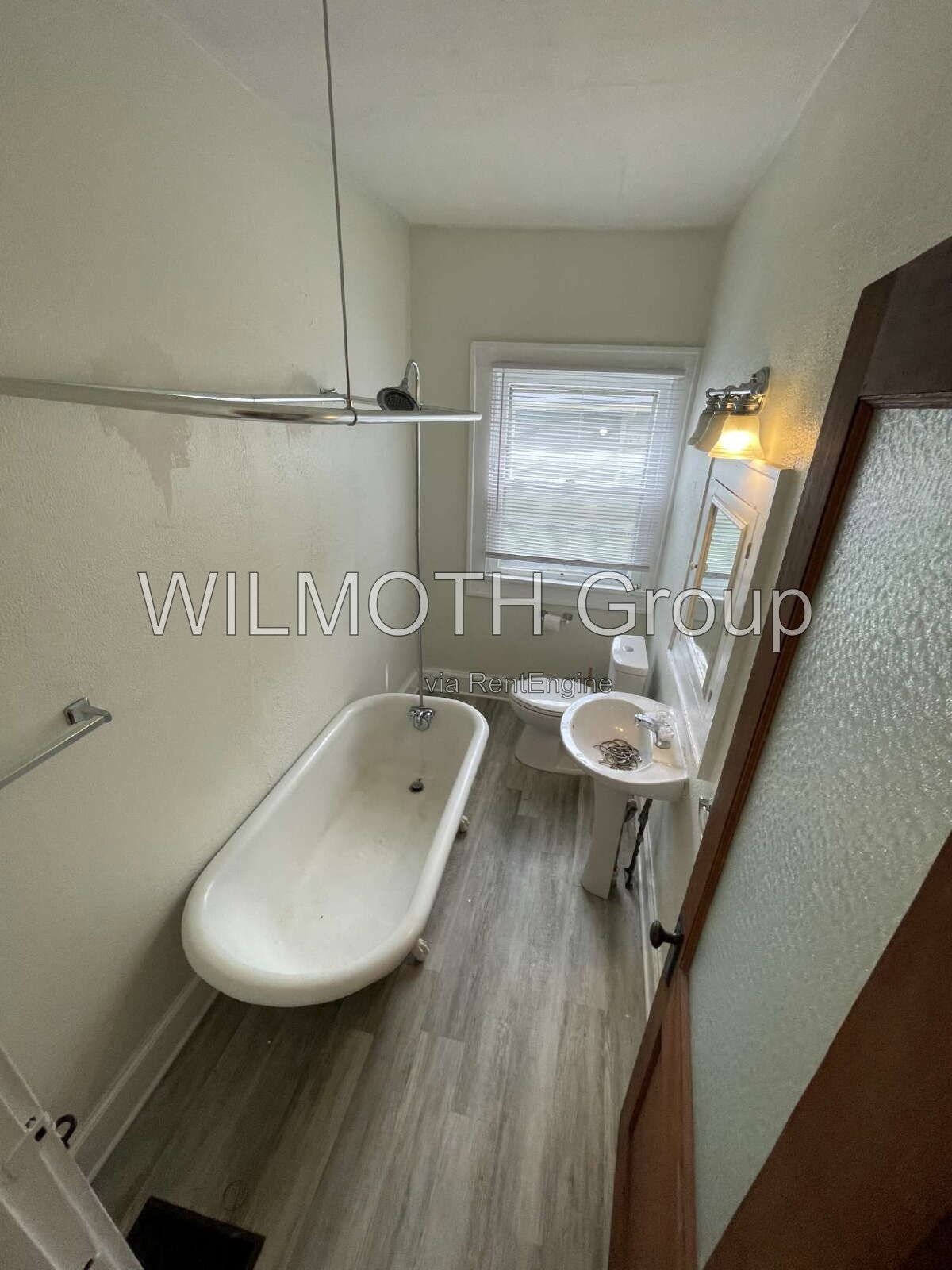 Urban Living in Indianapolis: Spacious 1-Bedroom Gem at 537 East 11th Street! property image