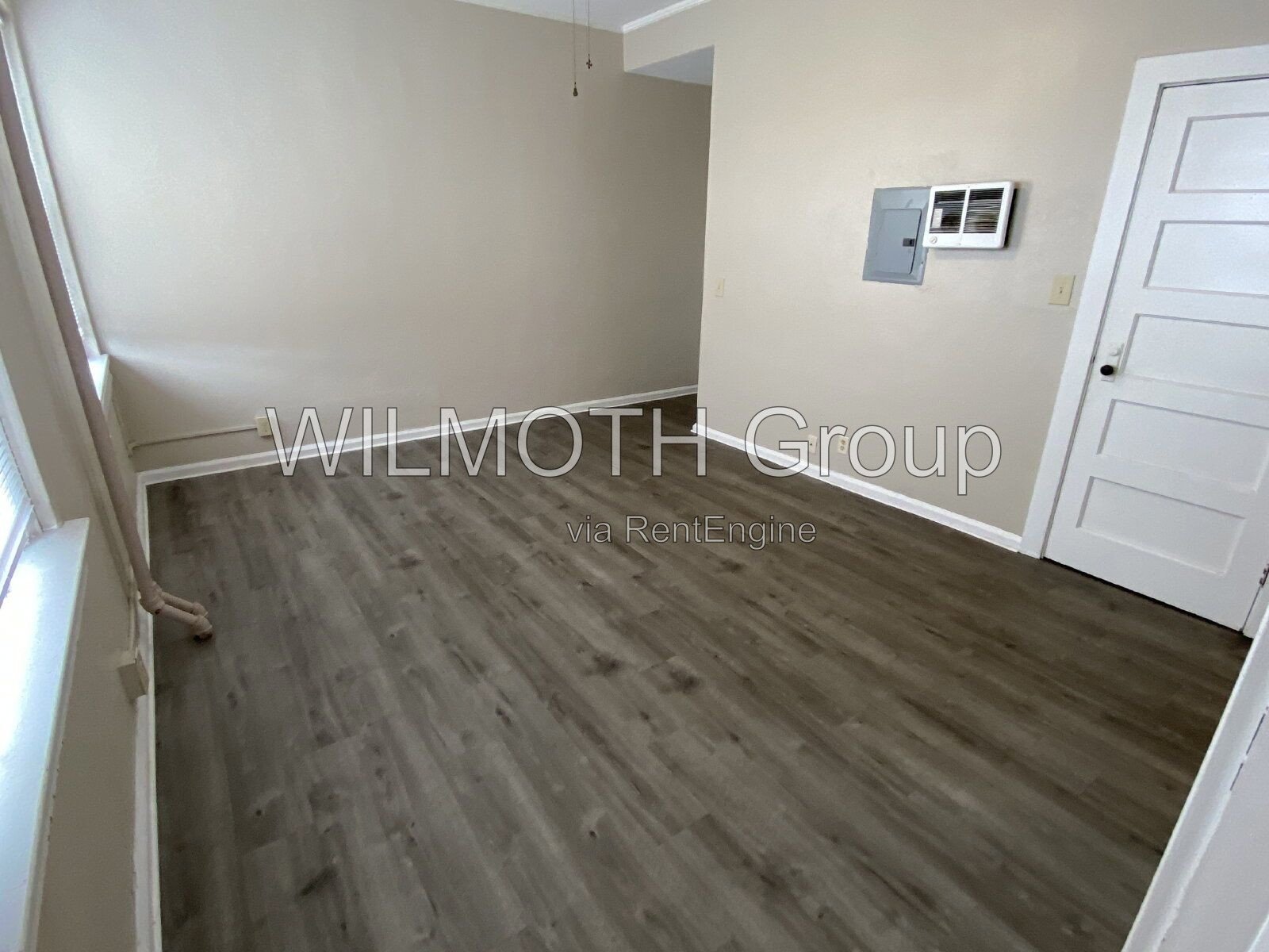 1-Bedroom Retreat in Prime Crawfordsville Location – Cozy Living at 201 East Pike Street! property image