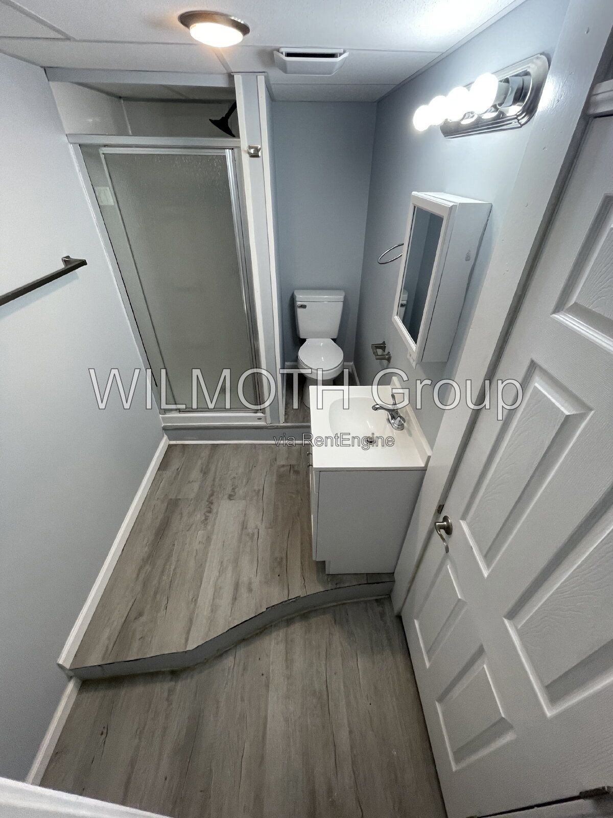 2-Bedroom Gem in Indianapolis – Cozy Living Awaits at 15 North Riley Avenue! property image