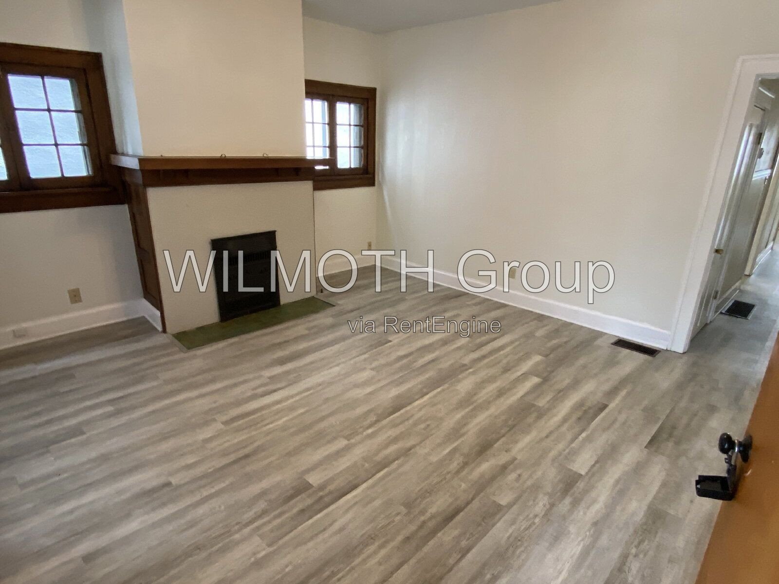 Urban Living in Indianapolis: Spacious 1-Bedroom Gem at 537 East 11th Street! property image