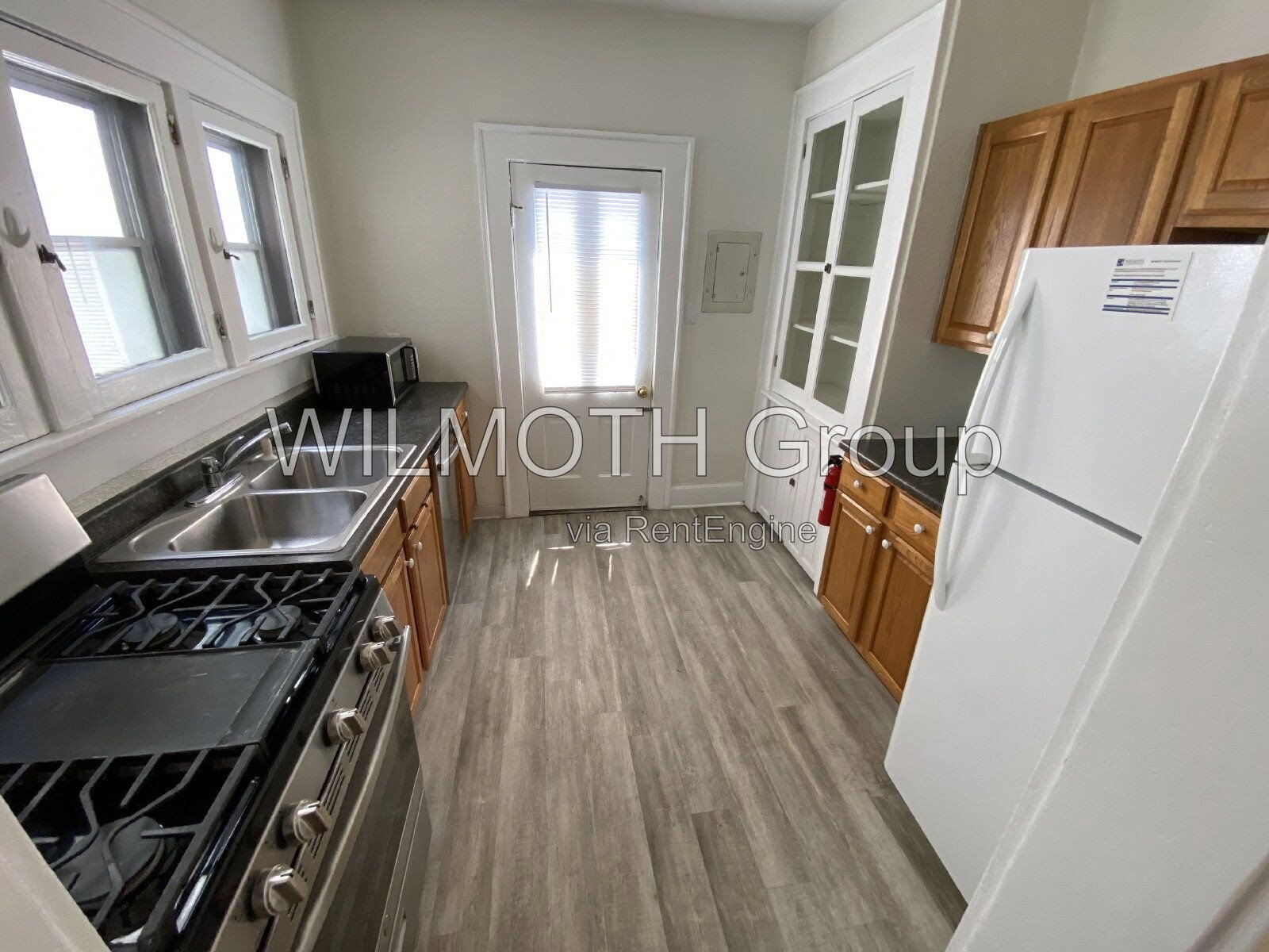 Urban Living in Indianapolis: Spacious 1-Bedroom Gem at 537 East 11th Street! property image