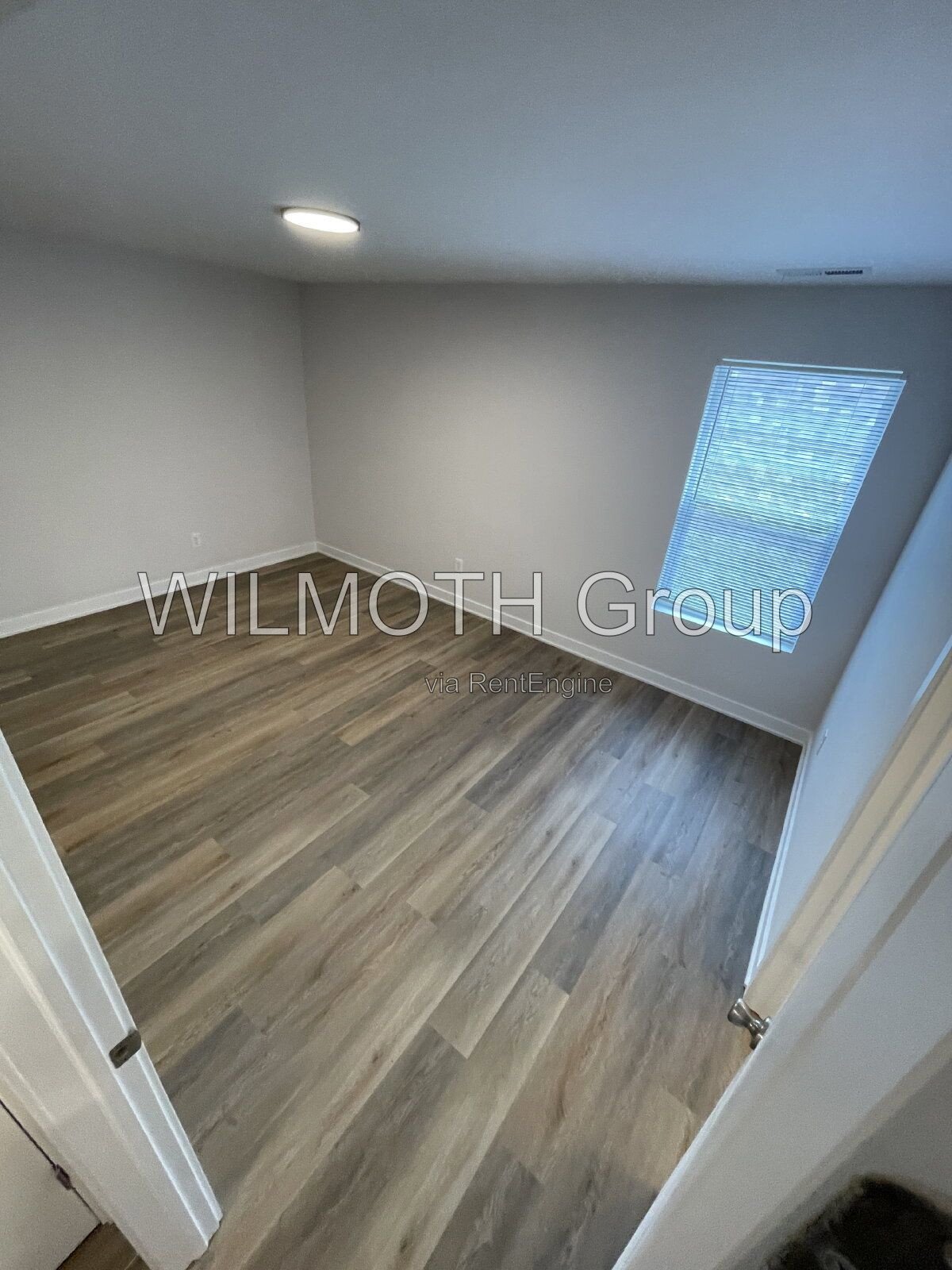Brand-New 2BR / 2.5BA, 1,300 SF, In-Unit Washer/Dryer, Parking, $1,295 + $500 Move-In Special property image
