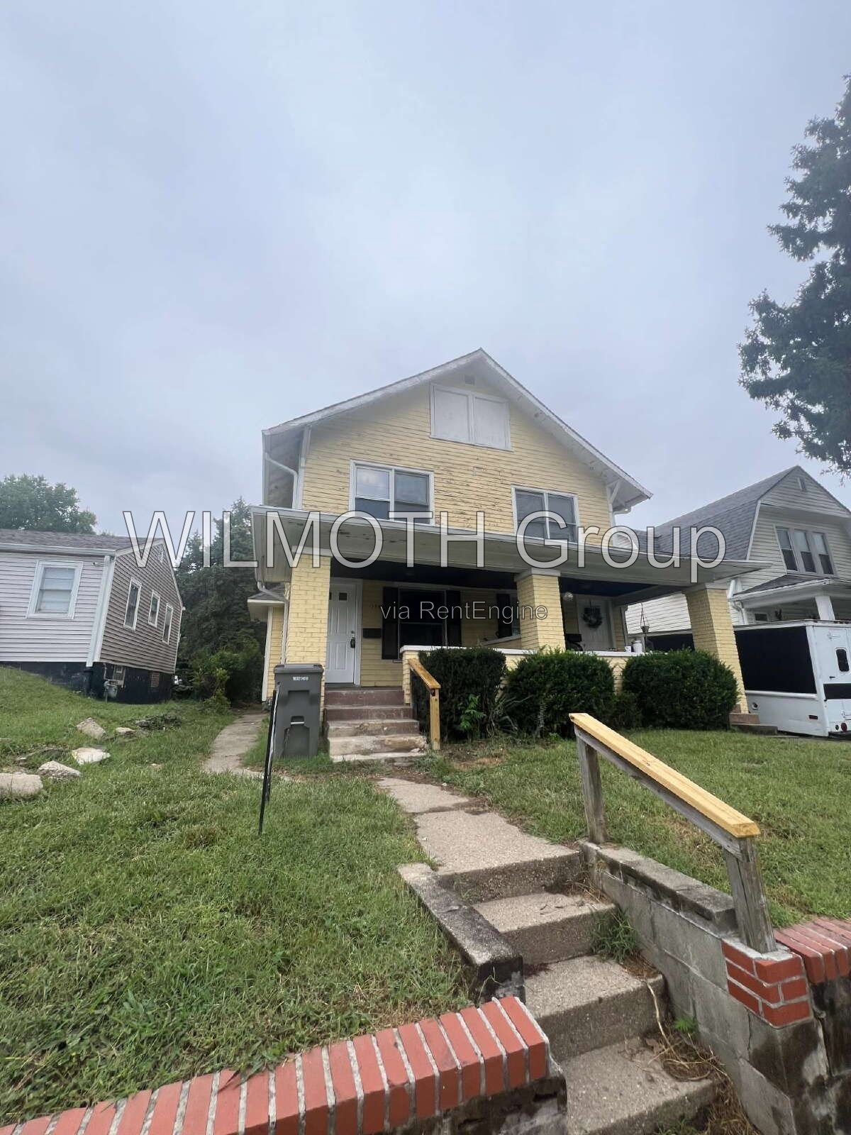 3-Bedroom Duplex at 3948 Boulevard Place – Spacious 1260 Sq Ft Gem in Indianapolis! property image