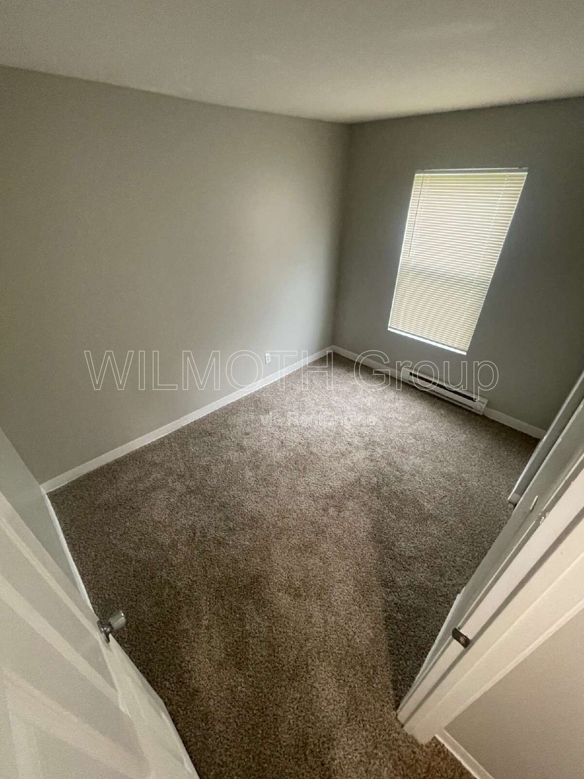 3-Bed, 2-Bath Home at 2045 North Dearborn Street, Indianapolis - Cozy Living Awaits! property image