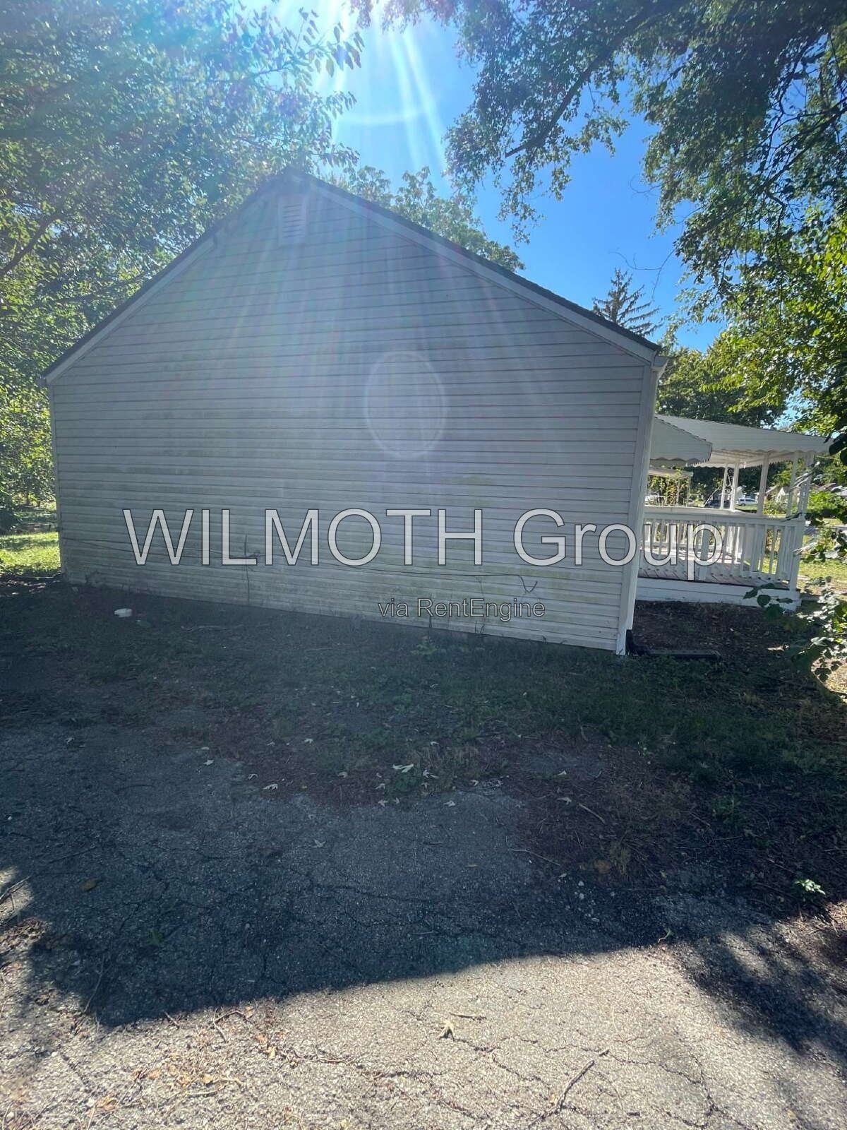 2-Bedroom Retreat at 3121 North Temple Avenue, Indianapolis - Cozy Living in 725 sqft! property image