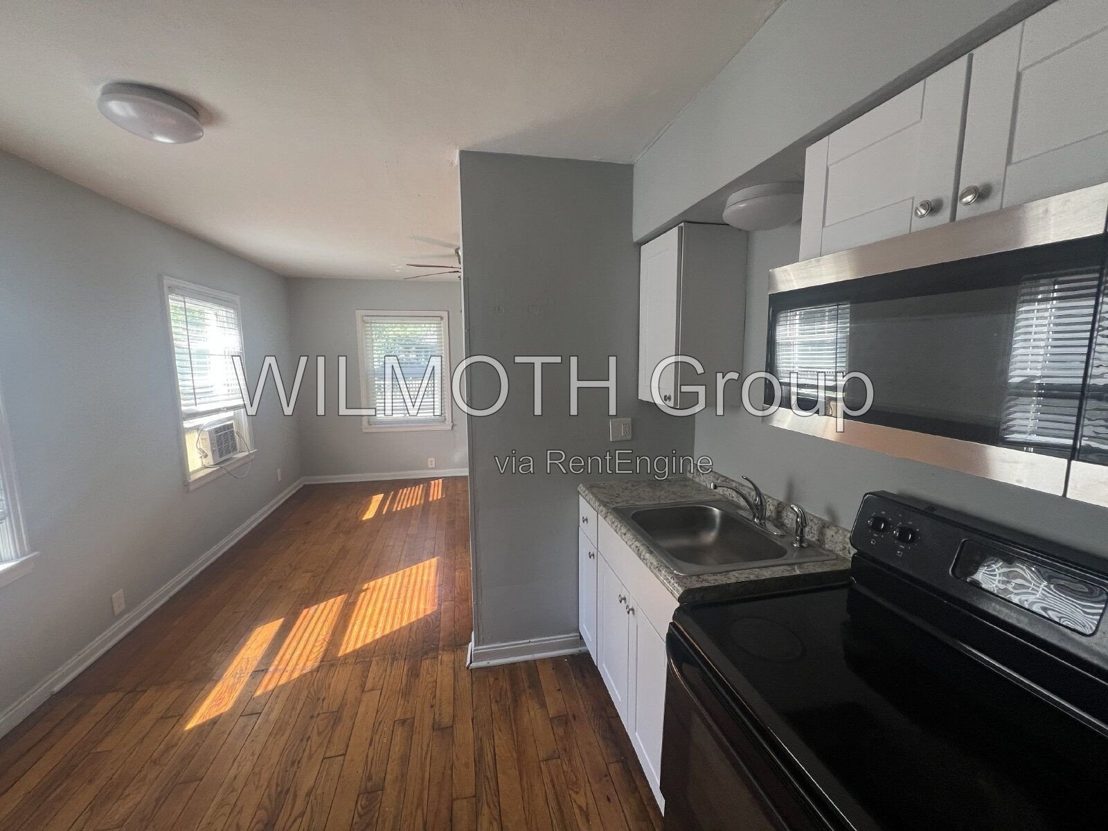 1-Bedroom Gem with Gleaming Hardwood Floors in Indianapolis! property image