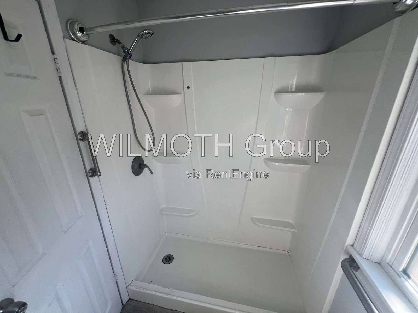 1-Bedroom Gem with Gleaming Hardwood Floors in Indianapolis! property image