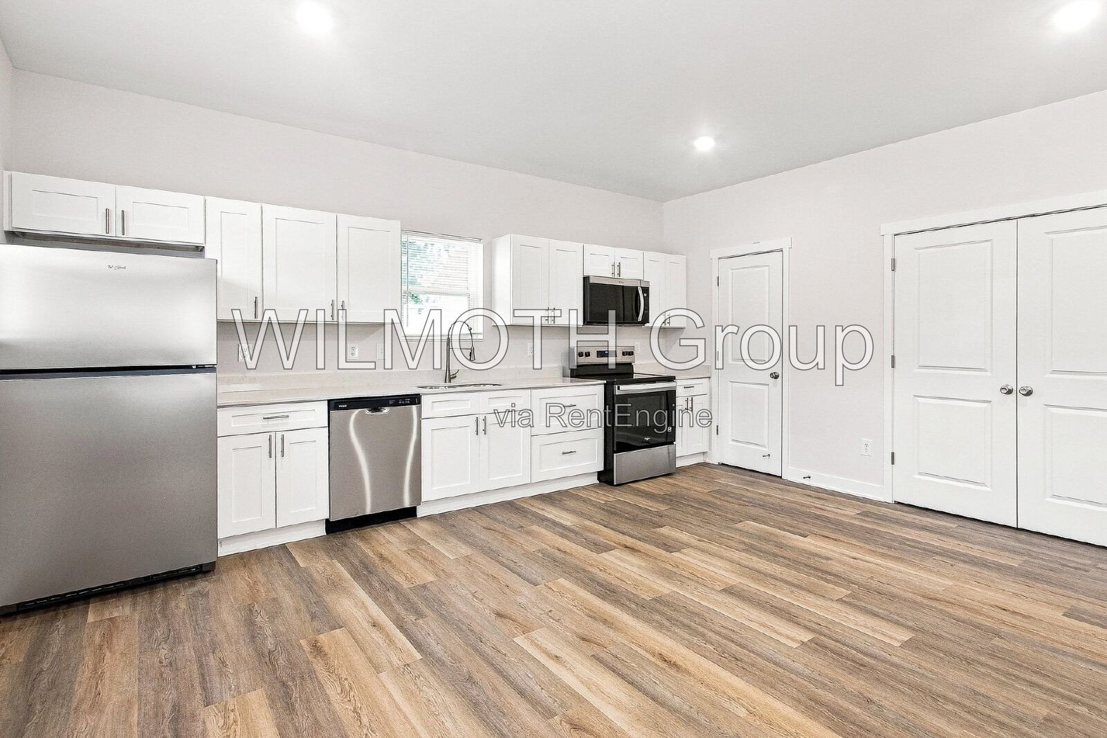 Brand-New 2BR / 2.5BA, 1,300 SF, In-Unit Washer/Dryer, Parking, $1,295 + $500 Move-In Special property image