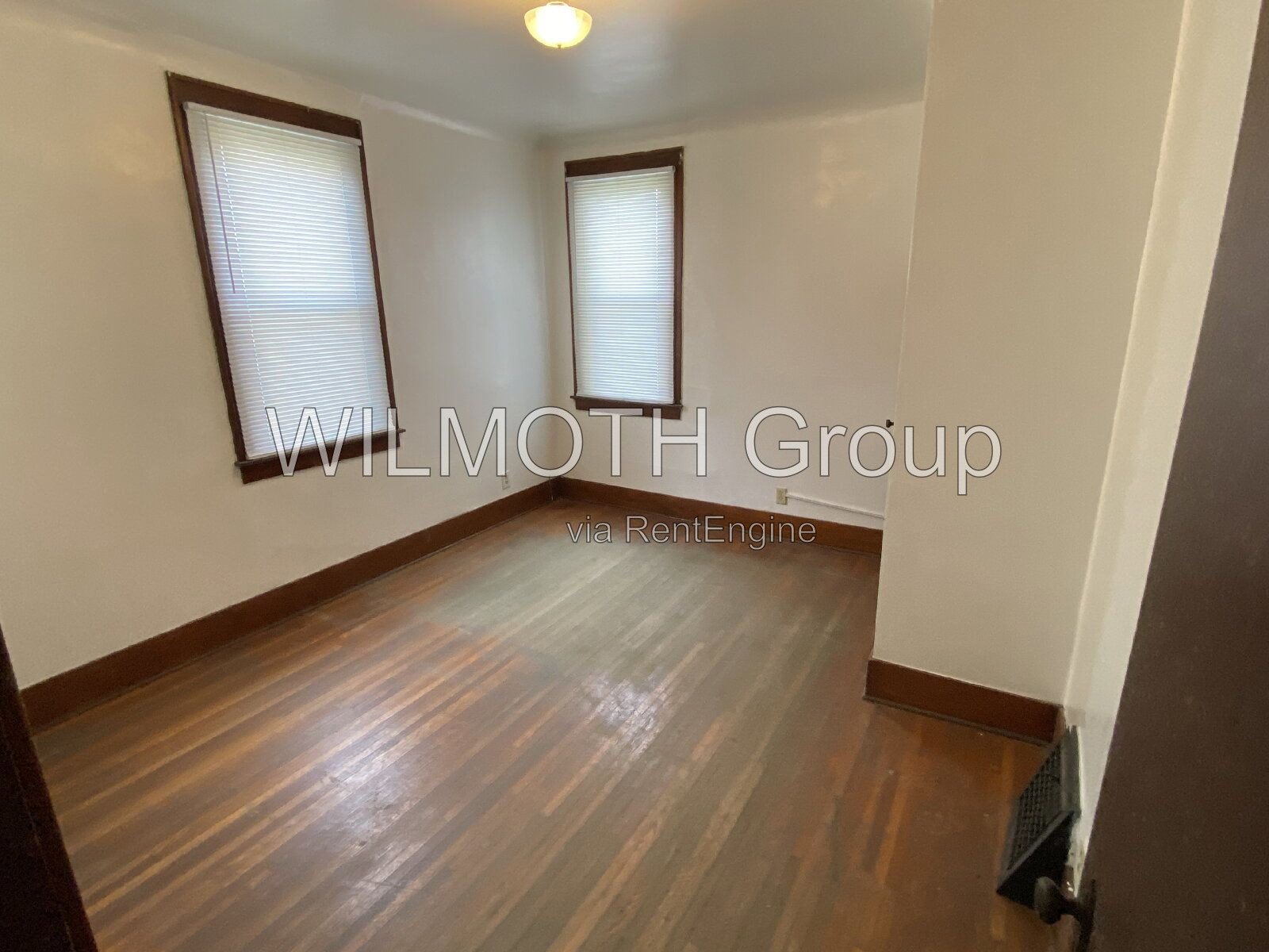 3-Bedroom Duplex with Hardwood Elegance at 404 South 1st Street, Gas City! property image